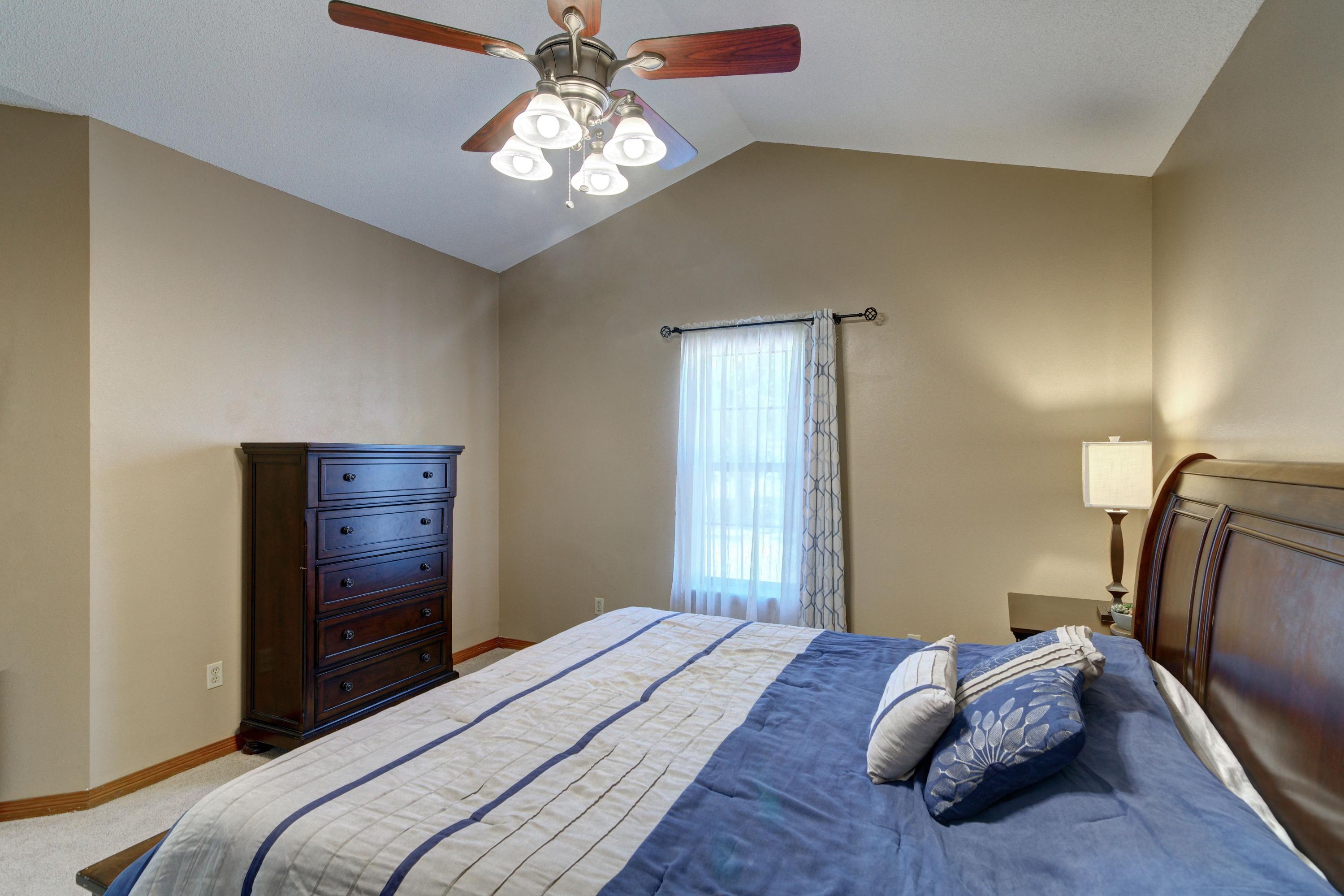 EAST BAY RIVER ESTATES 1ST ADDN - Residential