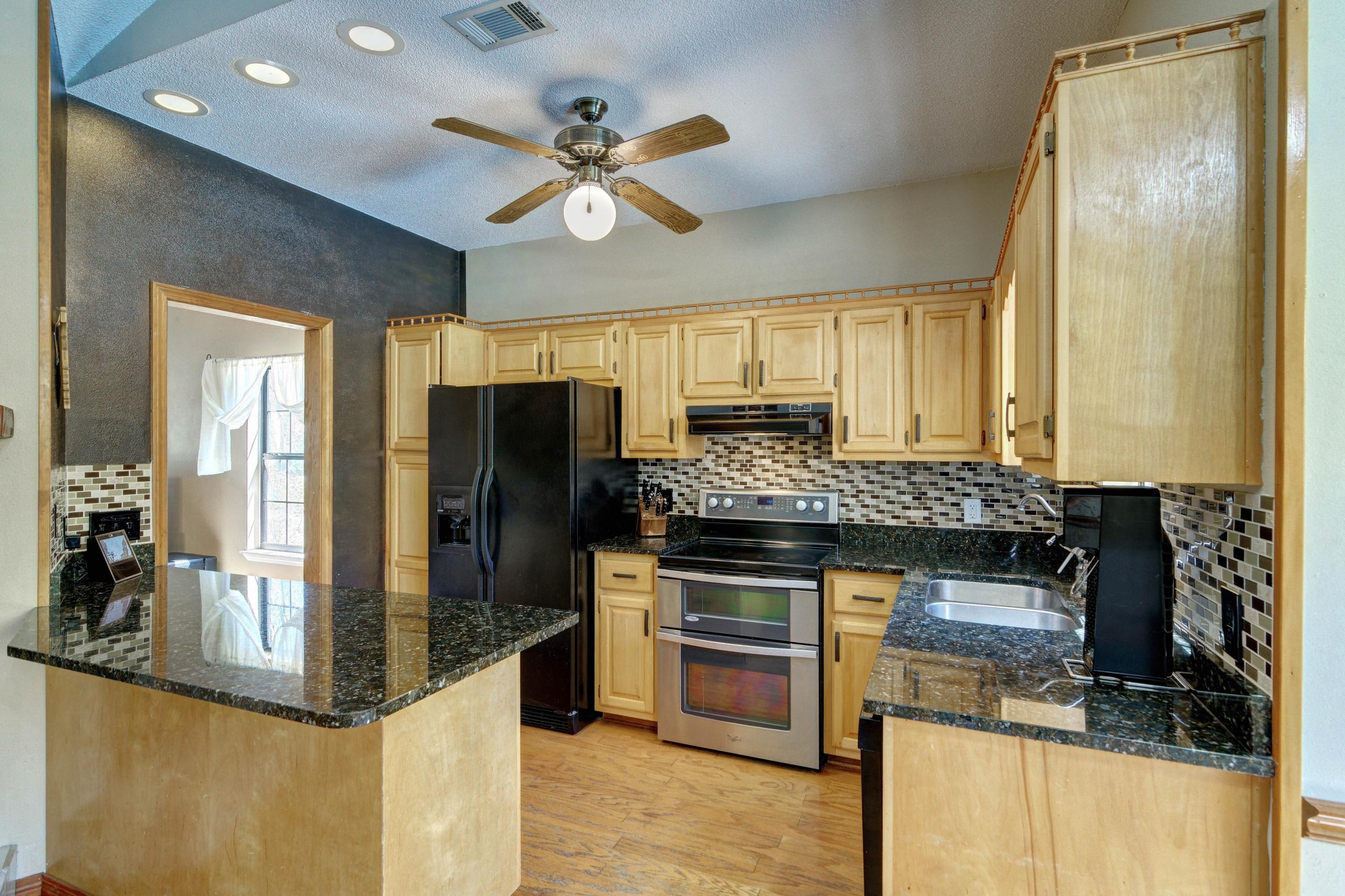 EAST BAY RIVER ESTATES 1ST ADDN - Residential
