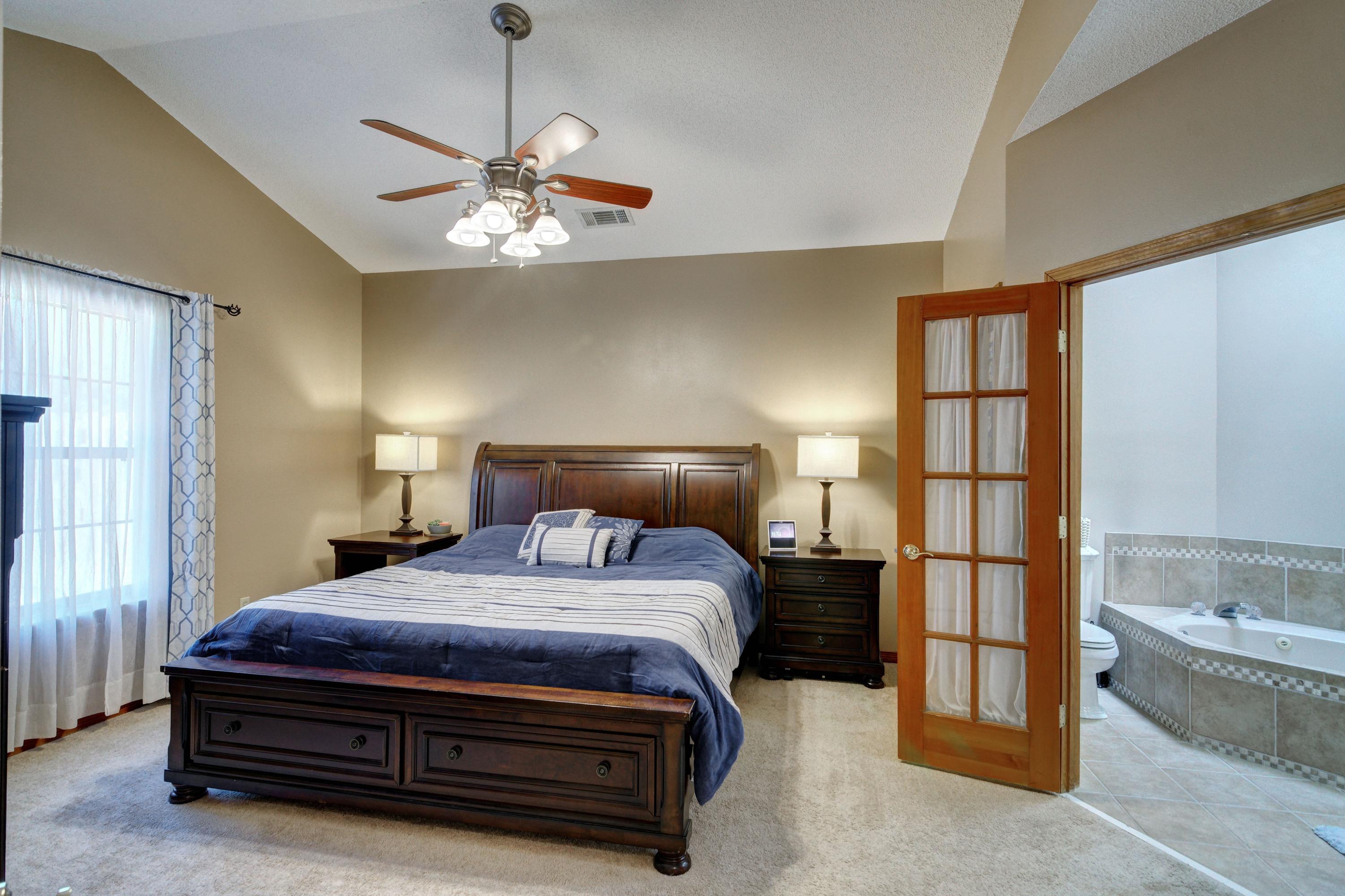 EAST BAY RIVER ESTATES 1ST ADDN - Residential