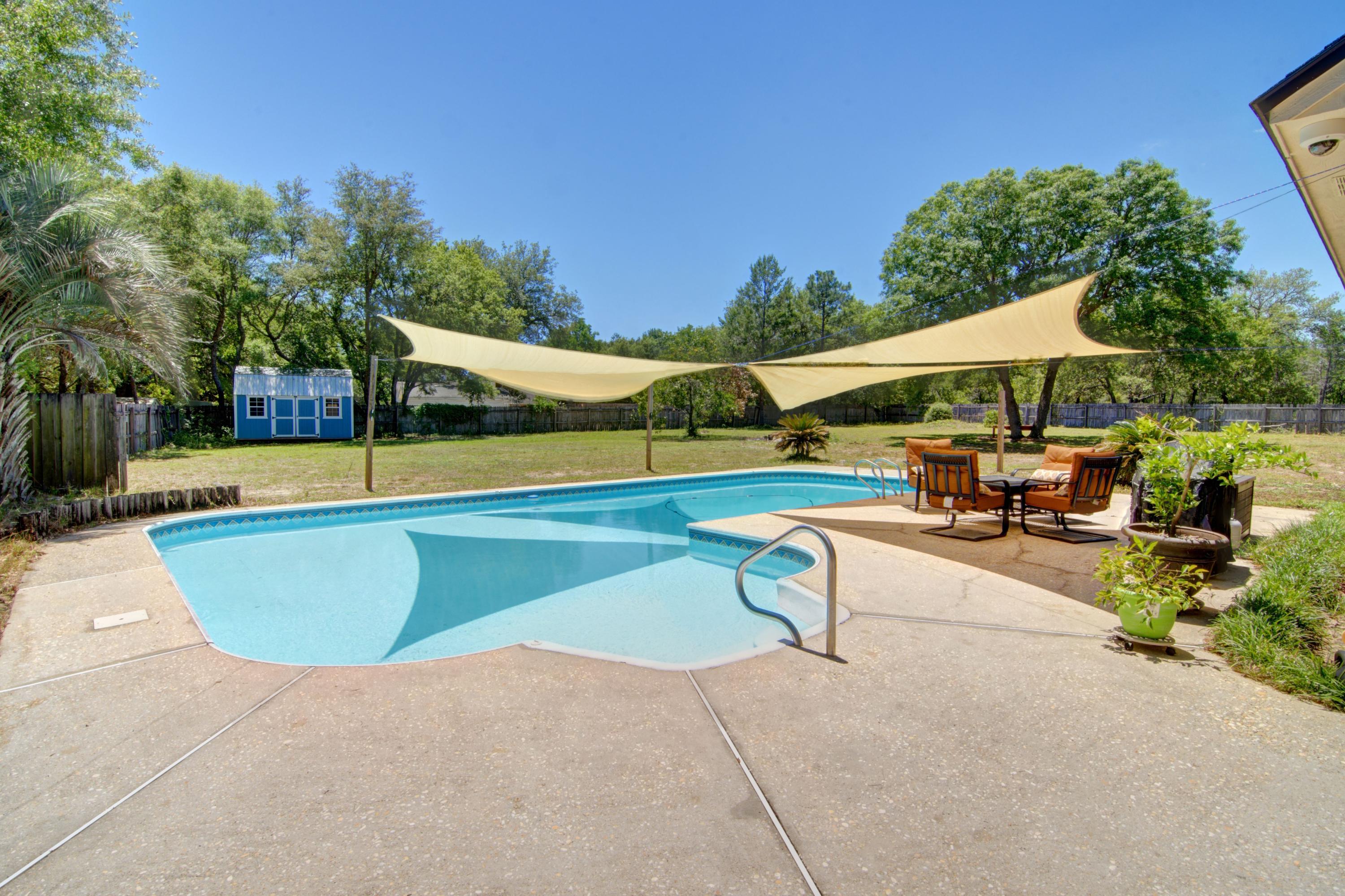 EAST BAY RIVER ESTATES 1ST ADDN - Residential