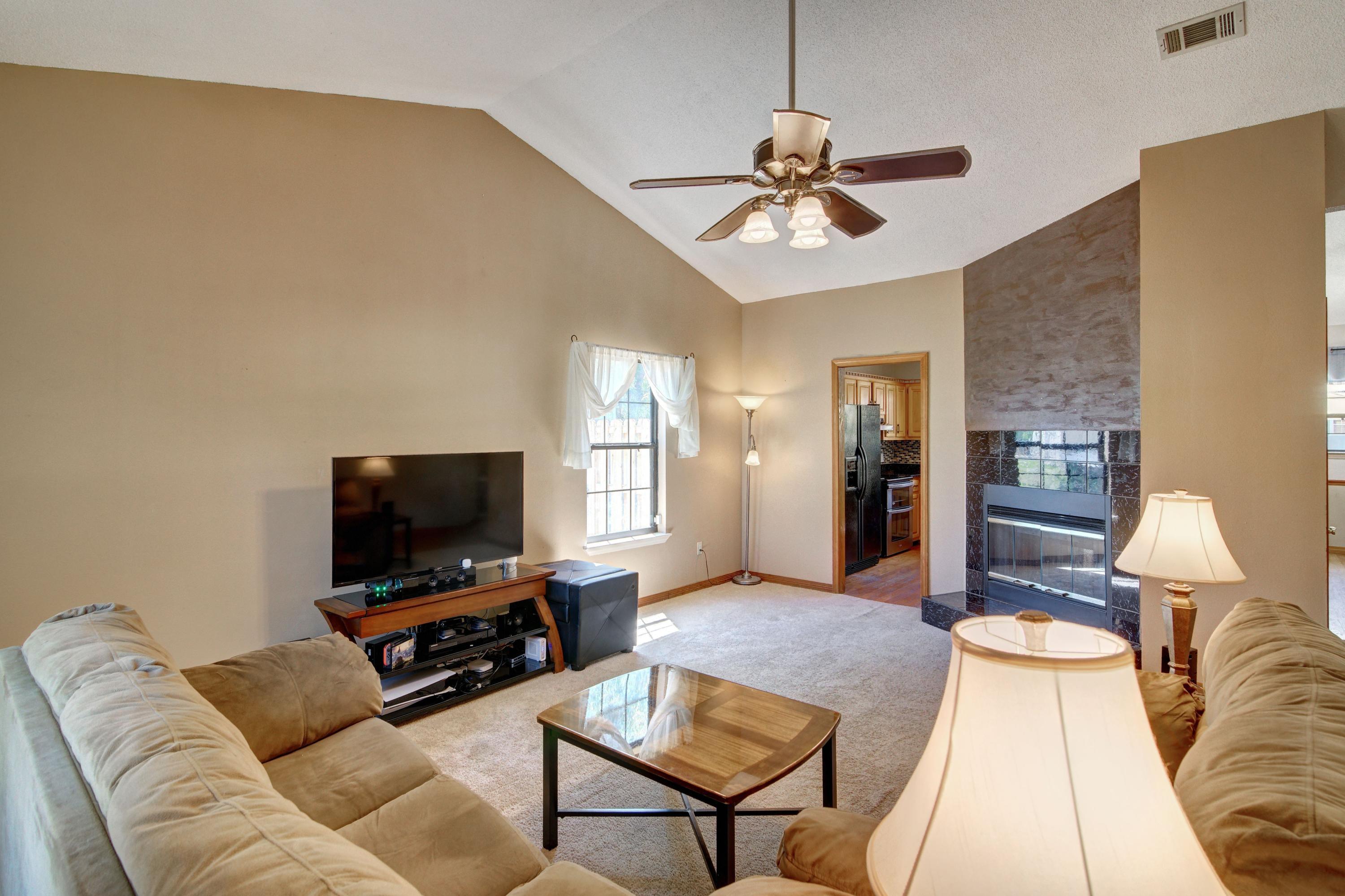 EAST BAY RIVER ESTATES 1ST ADDN - Residential