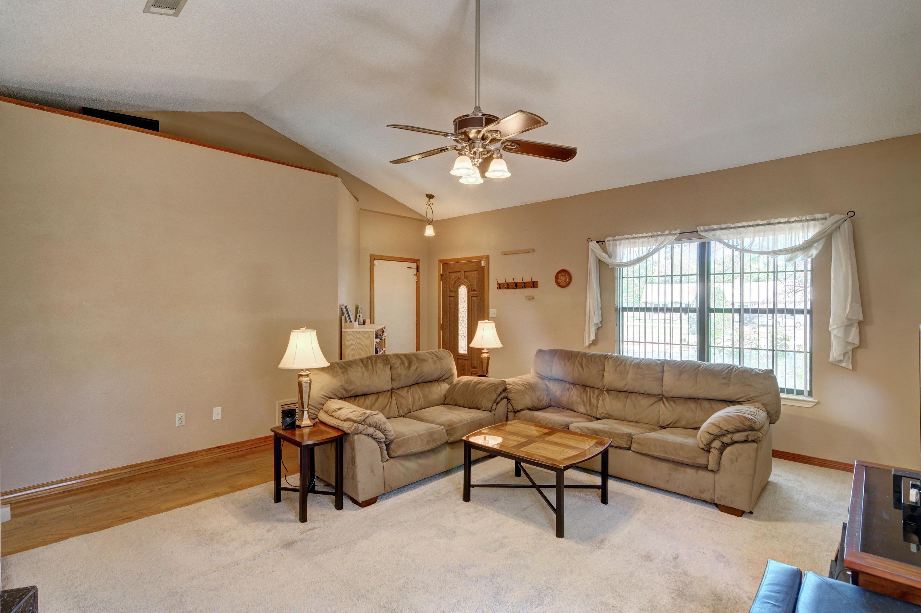EAST BAY RIVER ESTATES 1ST ADDN - Residential