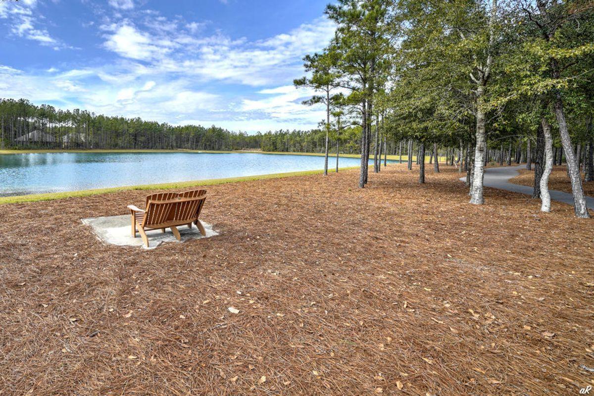 HAMMOCK BAY - Land