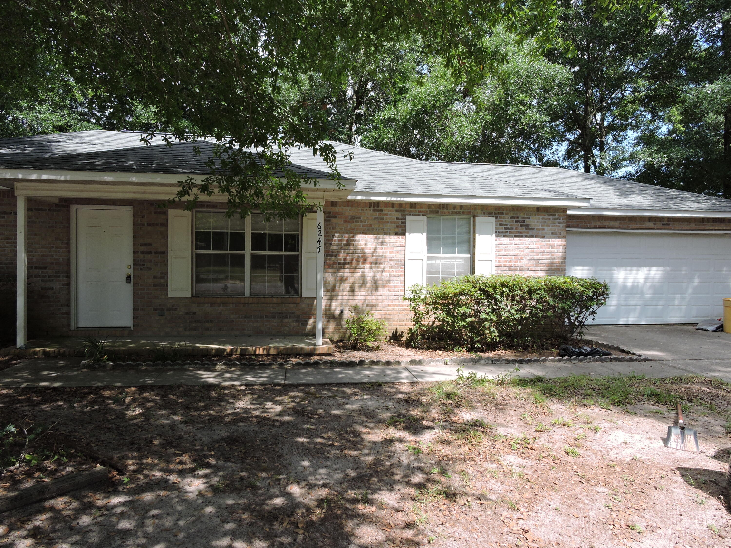 AUBURN ACRES - Residential Lease