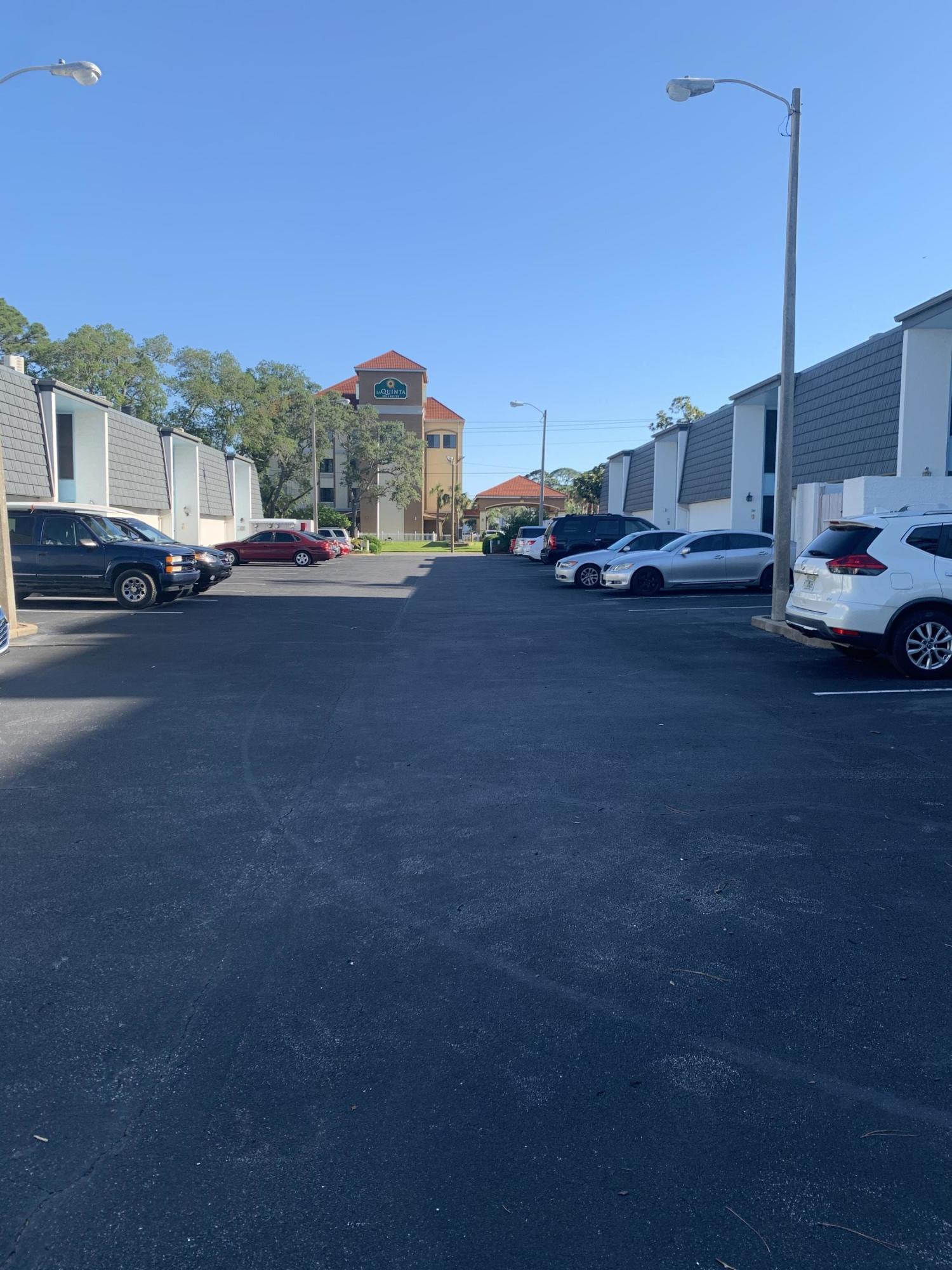 CASA DEL MAR - Residential Lease
