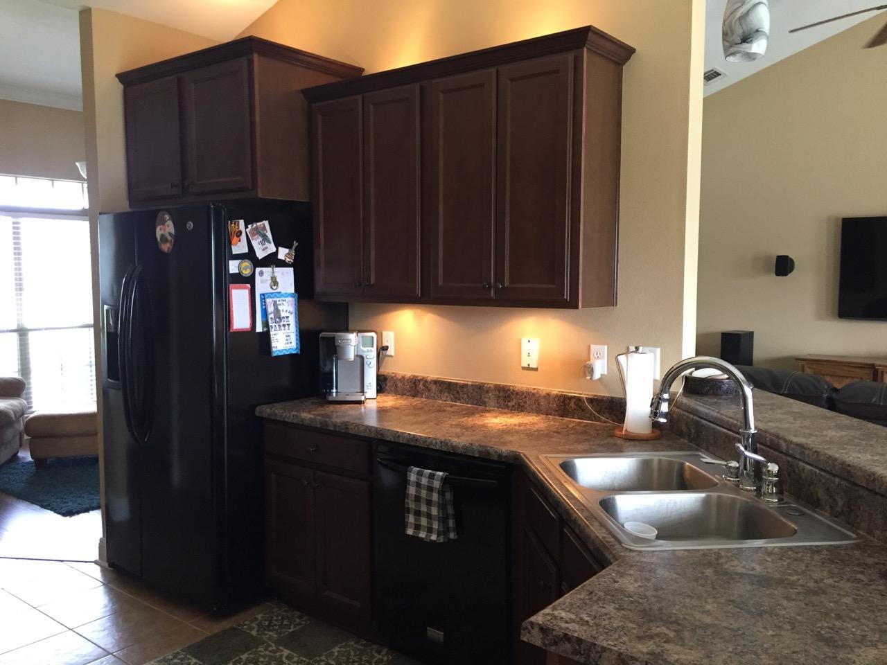 ROLLING RIDGE ESTATES - Residential Lease