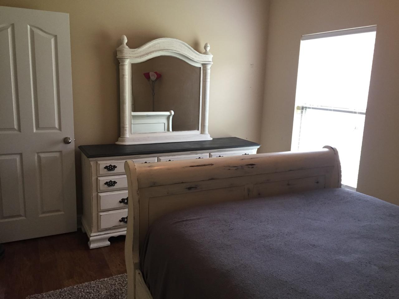 ROLLING RIDGE ESTATES - Residential Lease