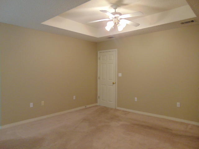 ROCKY BAYOU ESTATES 11A - Residential Lease