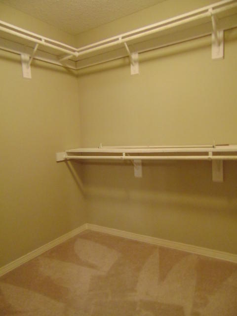 ROCKY BAYOU ESTATES 11A - Residential Lease