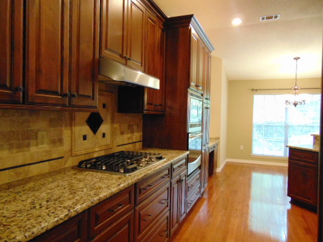 ROCKY BAYOU ESTATES 11A - Residential Lease