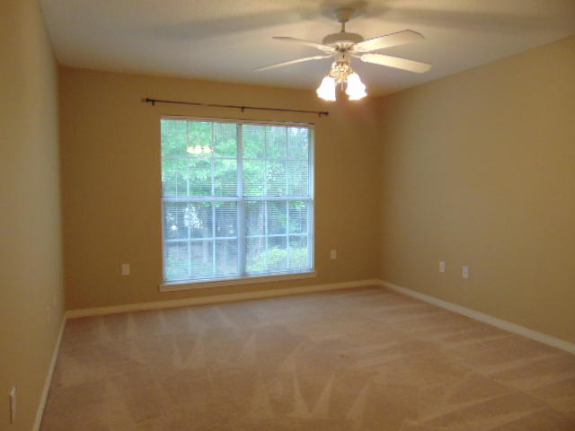 ROCKY BAYOU ESTATES 11A - Residential Lease