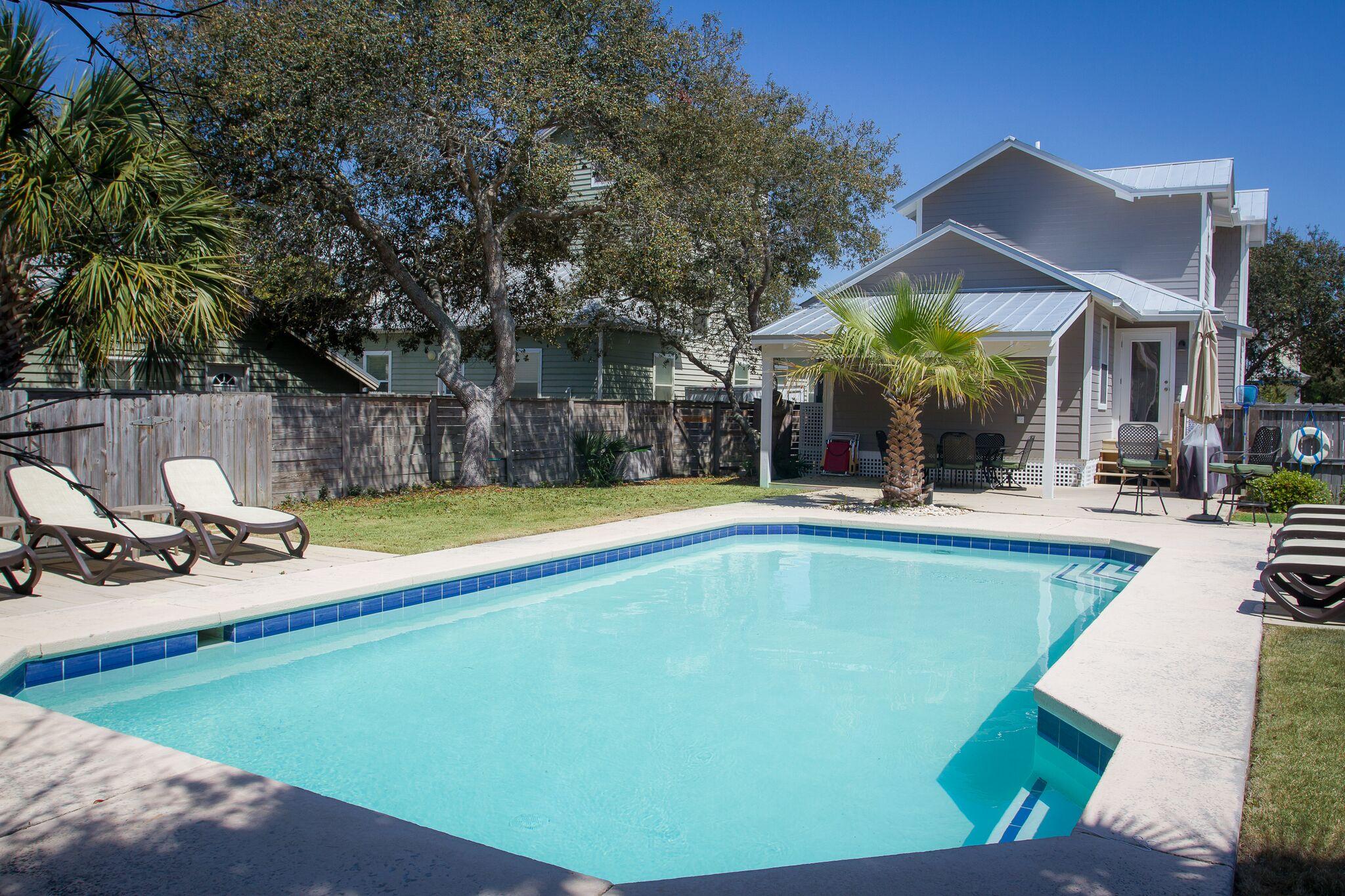 CRYSTAL BEACH - Residential