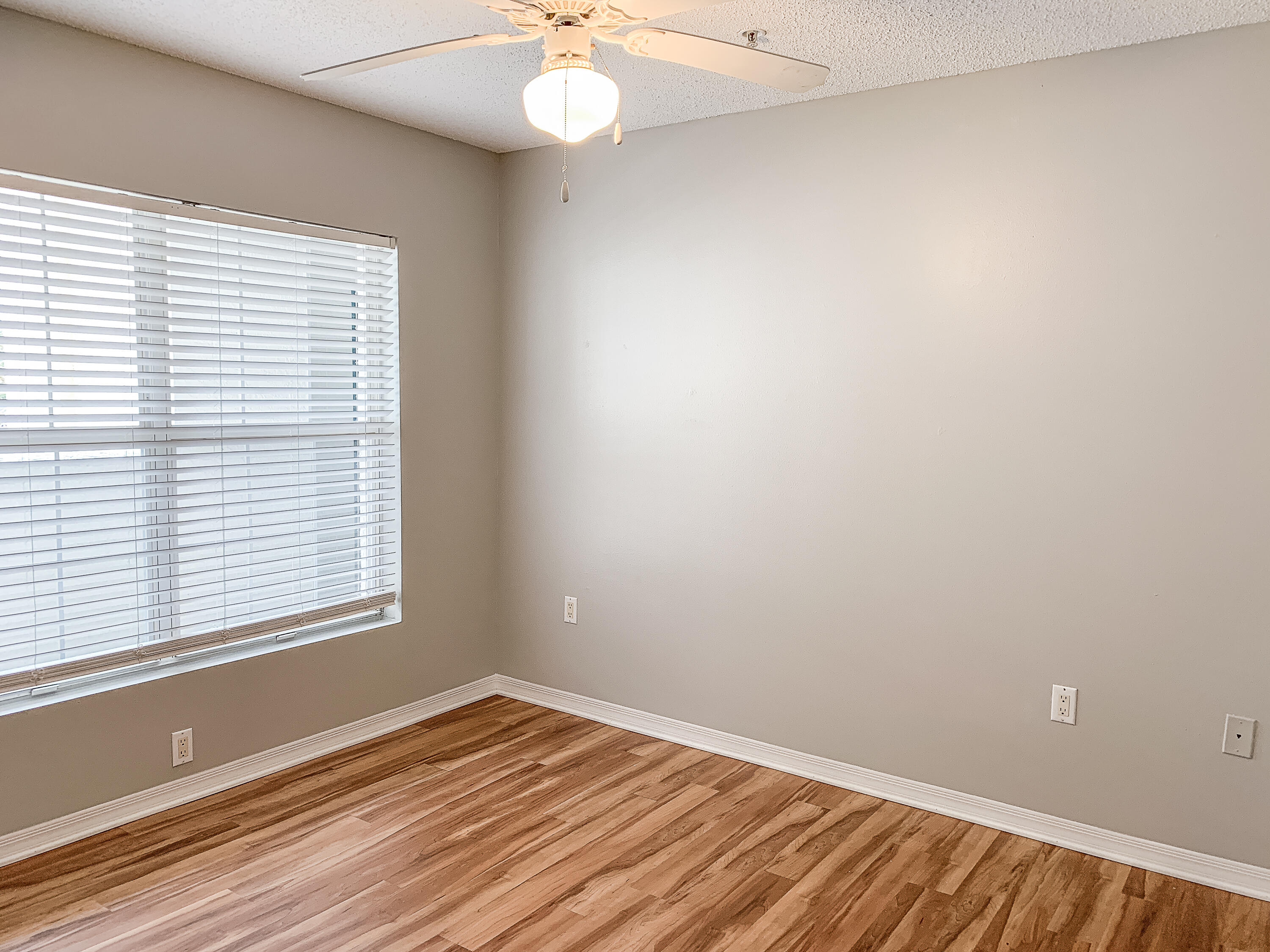 FLORIDA CLUB - Residential Lease
