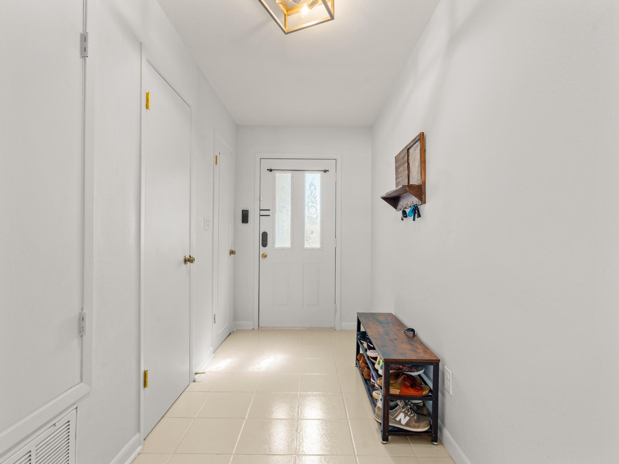 PALMETTO ESTATES UNREC - Residential Lease