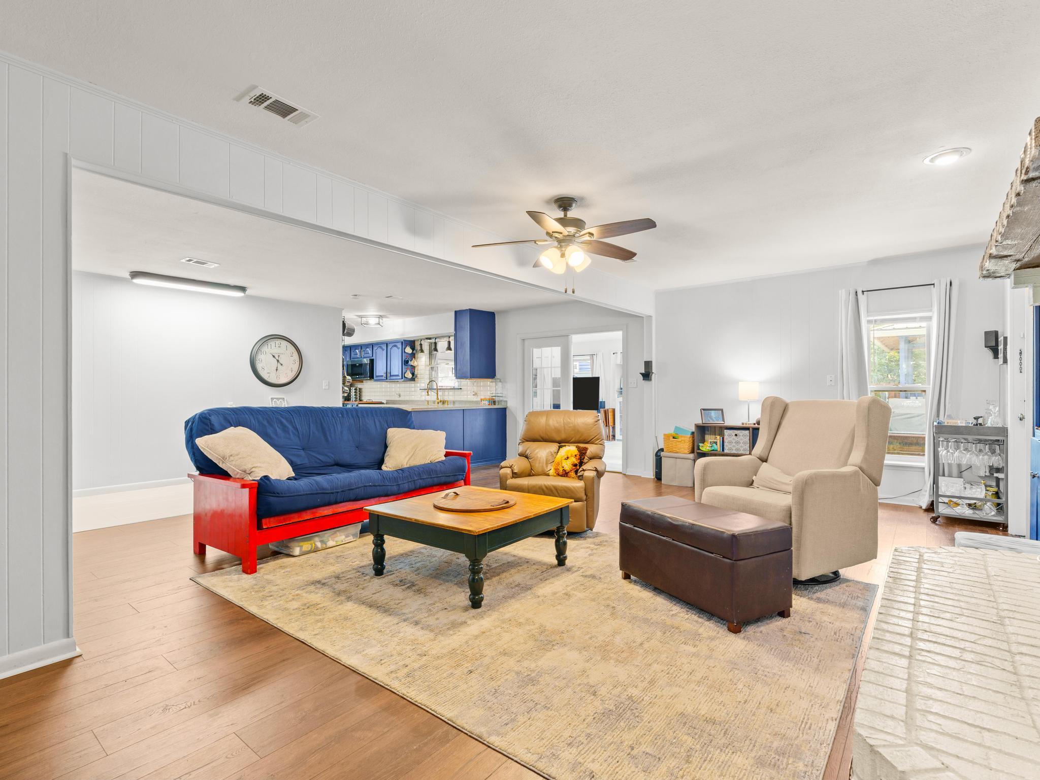PALMETTO ESTATES UNREC - Residential Lease