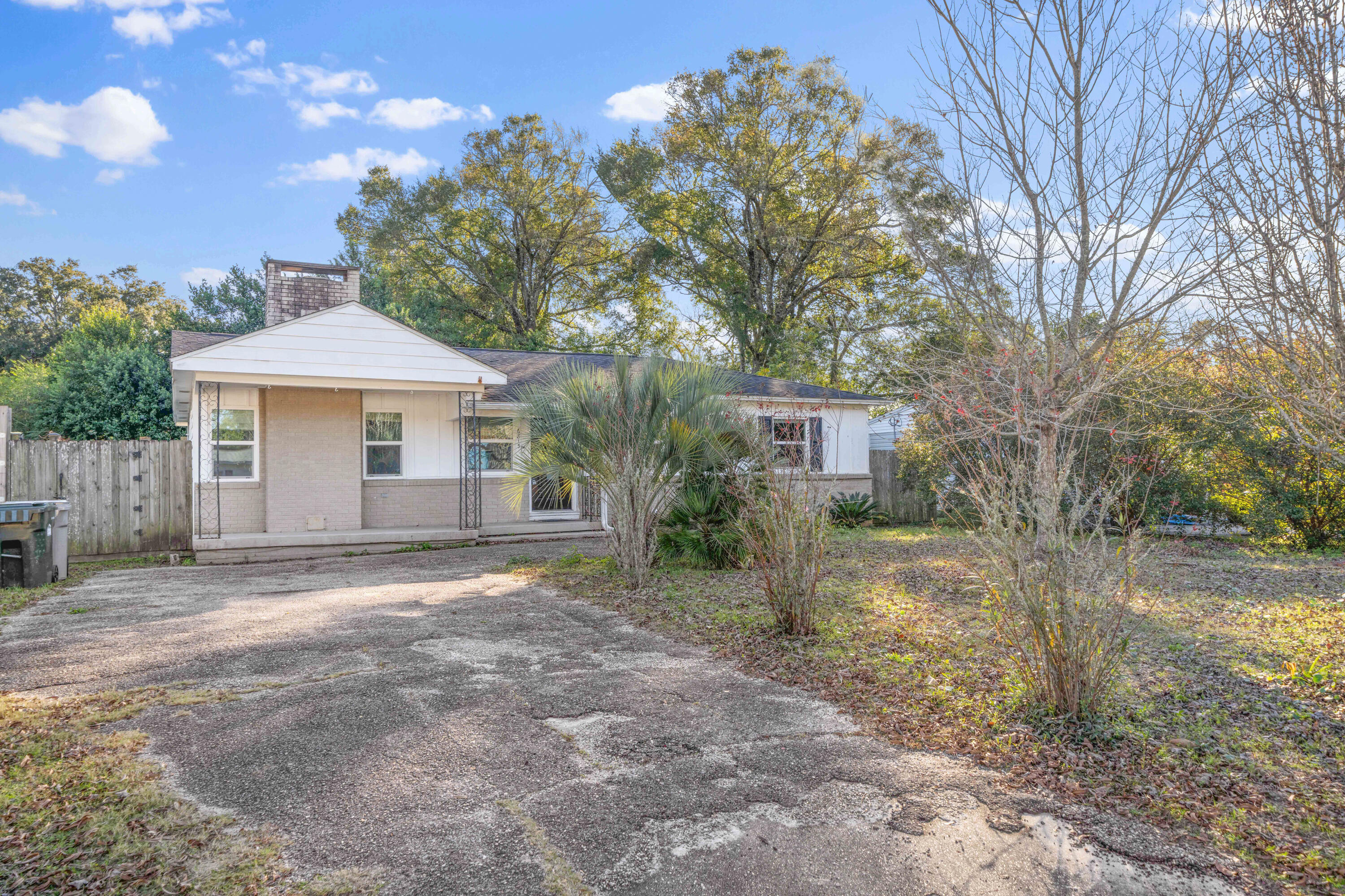 WEST JACKSON TERRACE - Residential