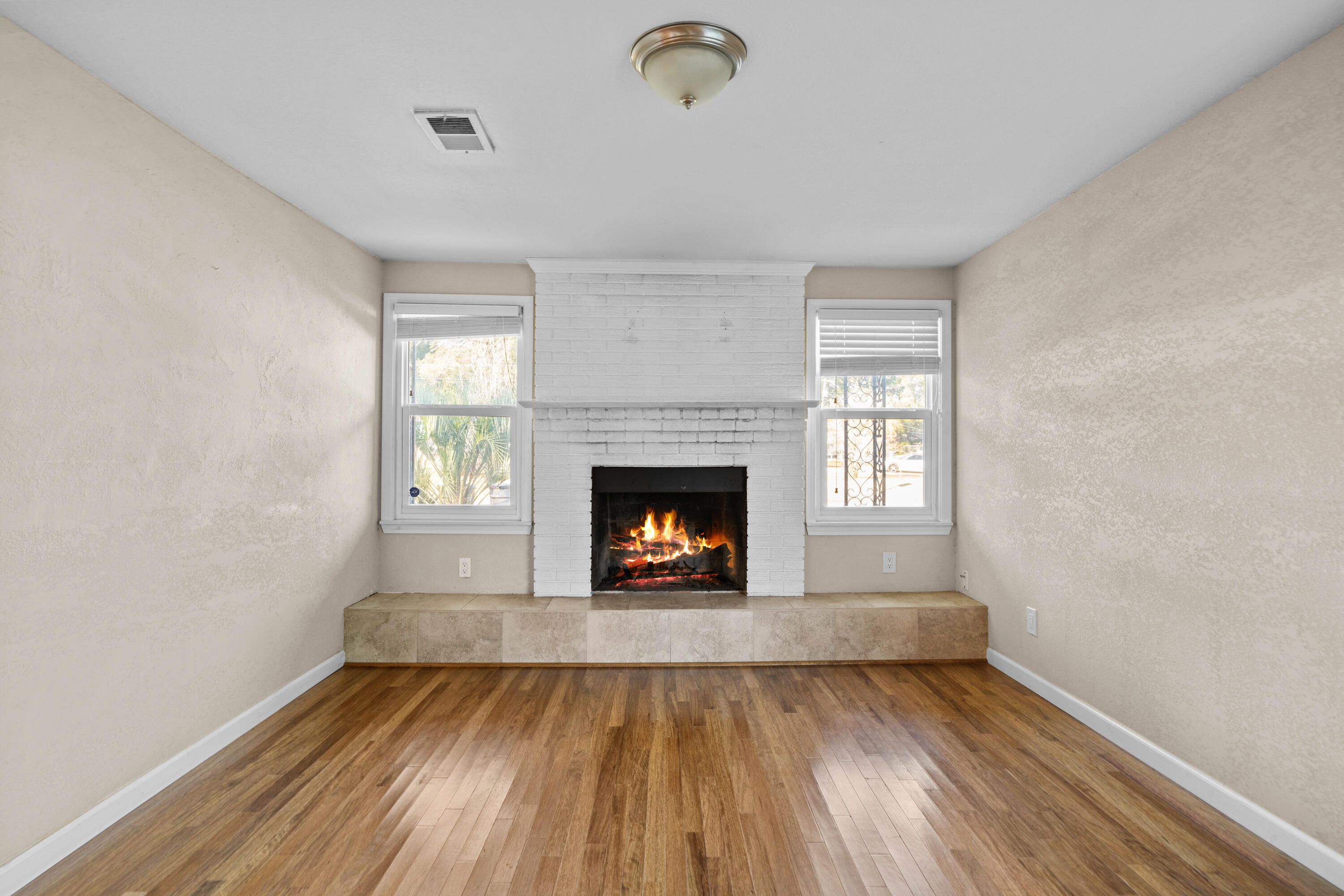 WEST JACKSON TERRACE - Residential