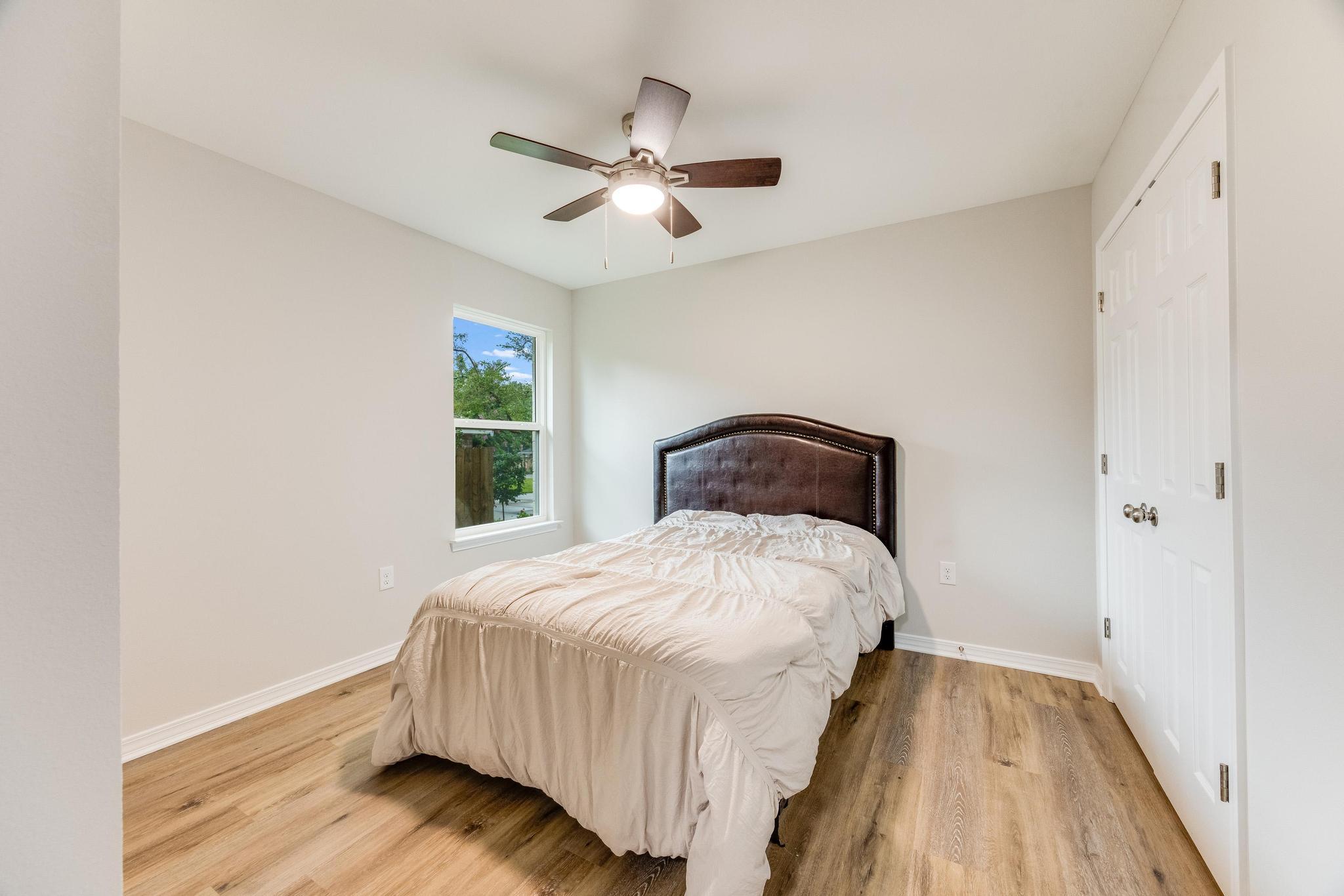 SPRING HOLLOW ESTATES - Residential