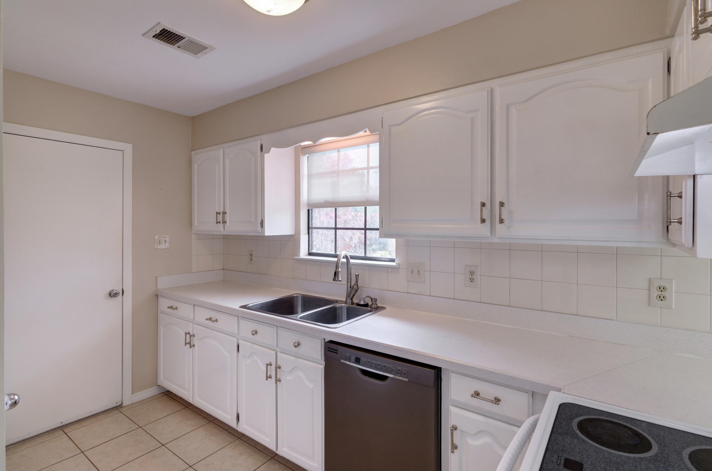 WOODLAND PARK ESTATES - Residential