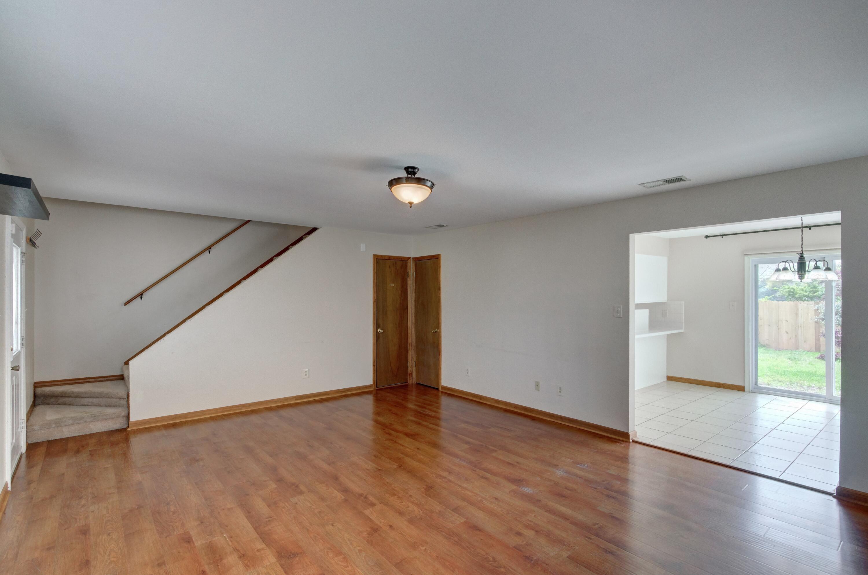 WOODLAND PARK ESTATES - Residential