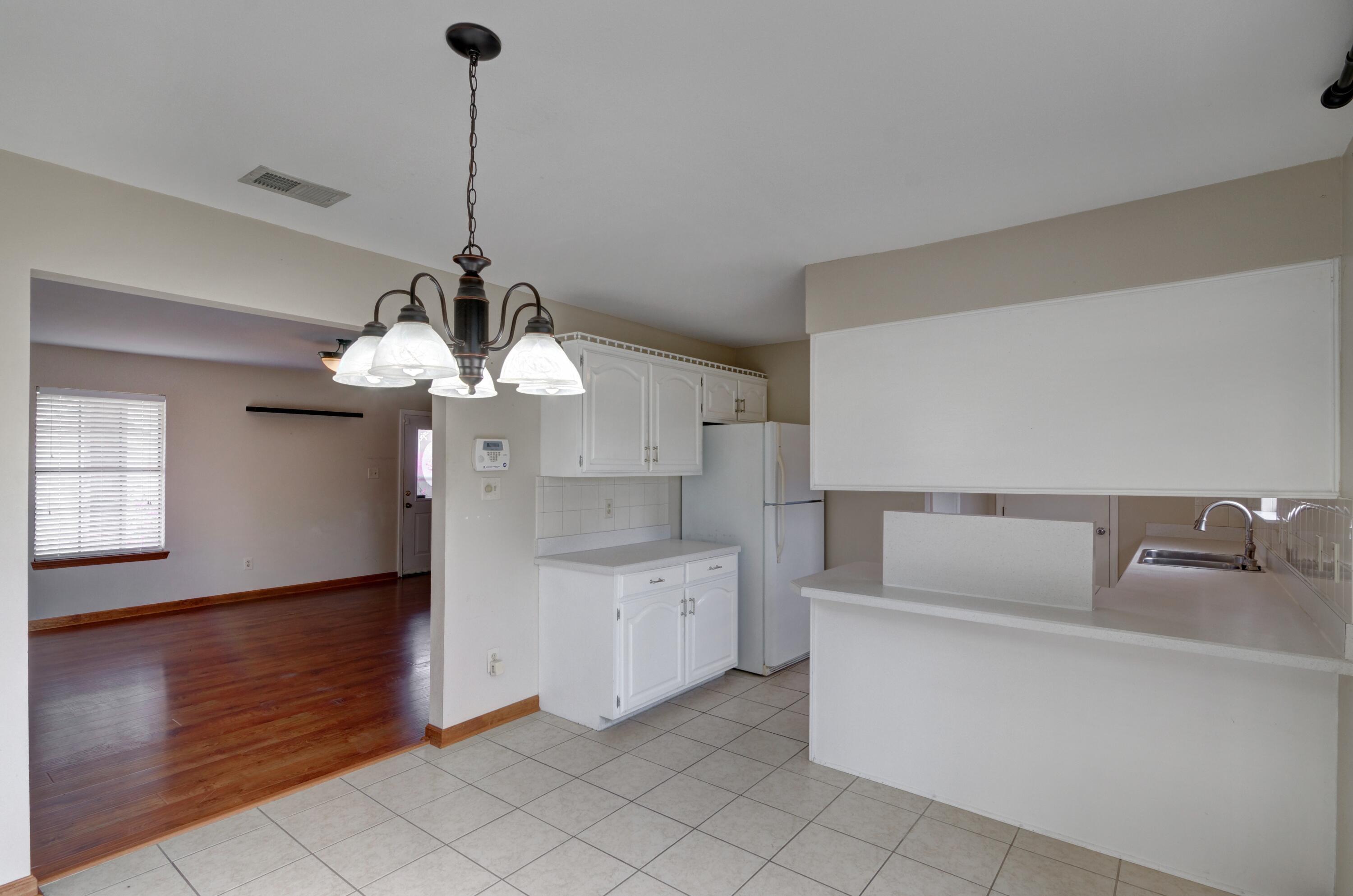 WOODLAND PARK ESTATES - Residential