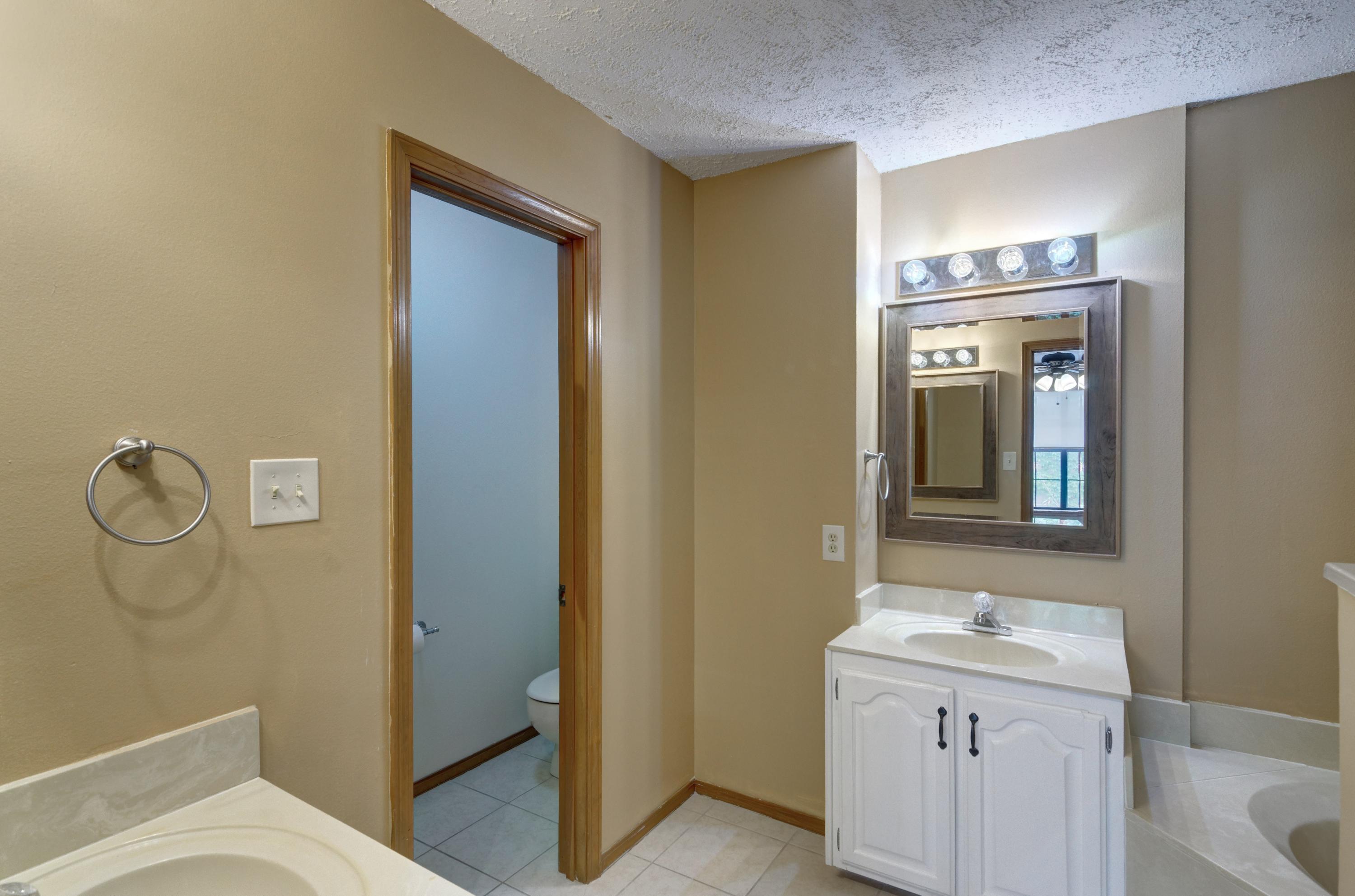 WOODLAND PARK ESTATES - Residential