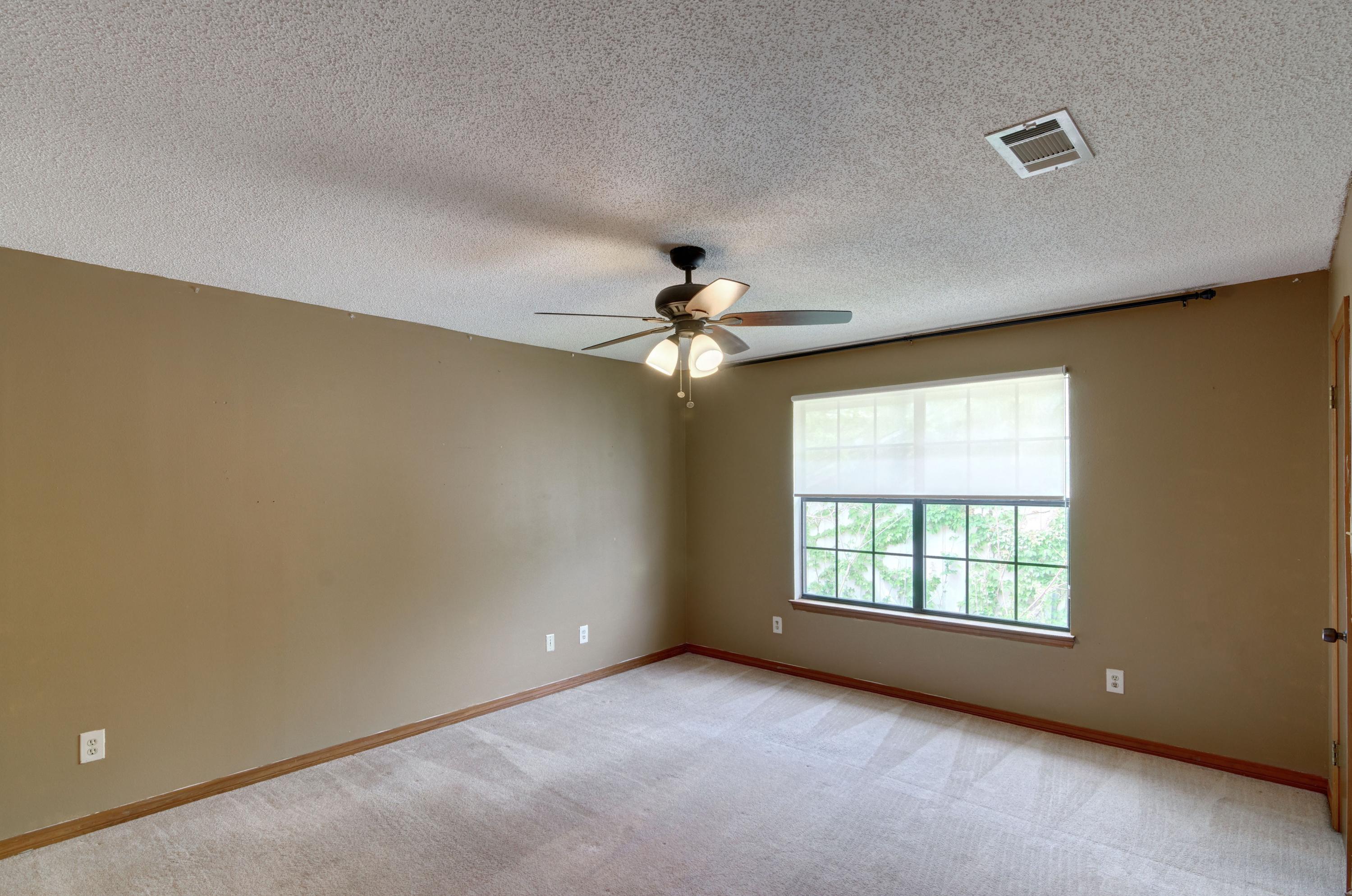WOODLAND PARK ESTATES - Residential