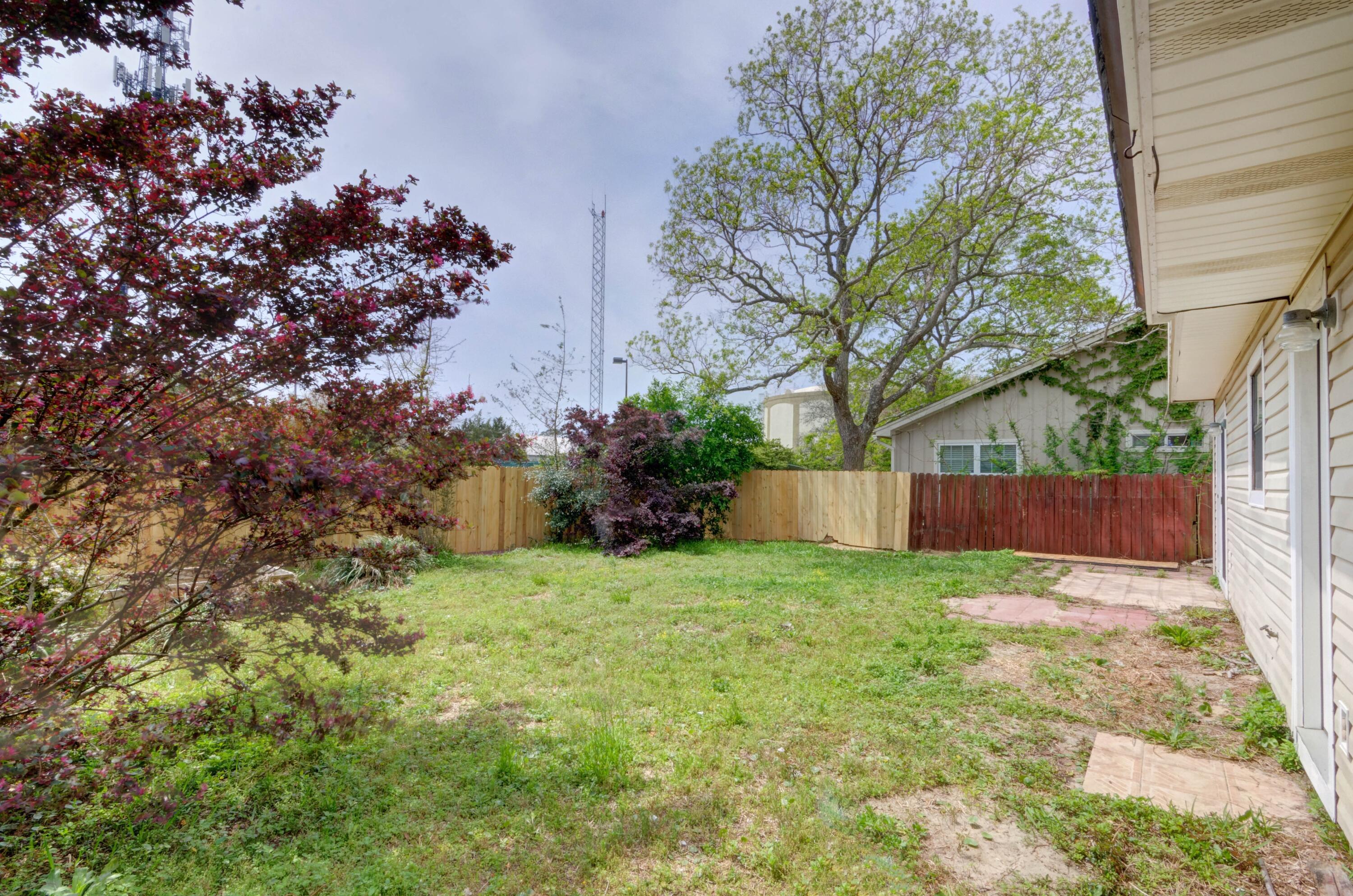 WOODLAND PARK ESTATES - Residential