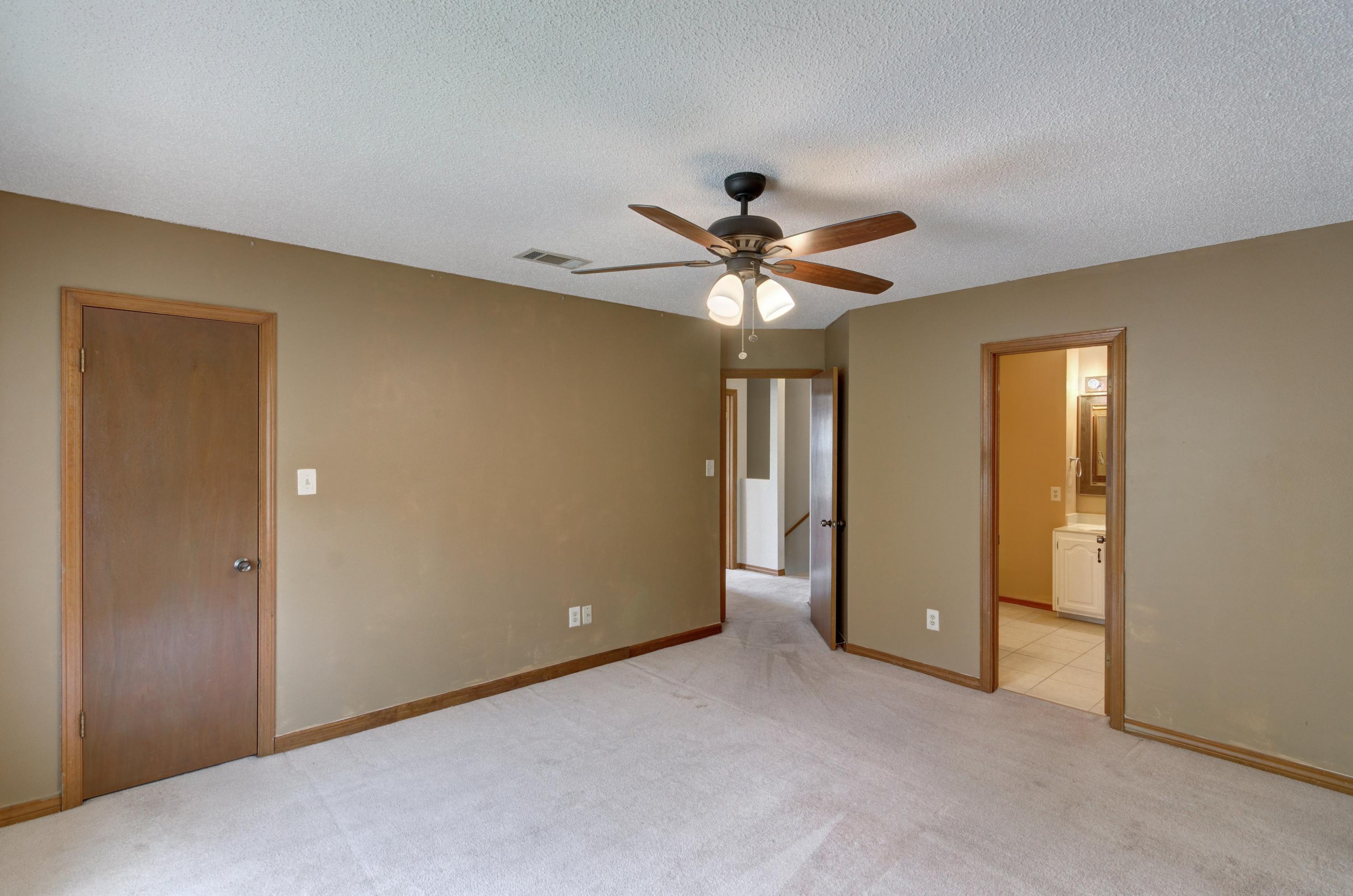 WOODLAND PARK ESTATES - Residential