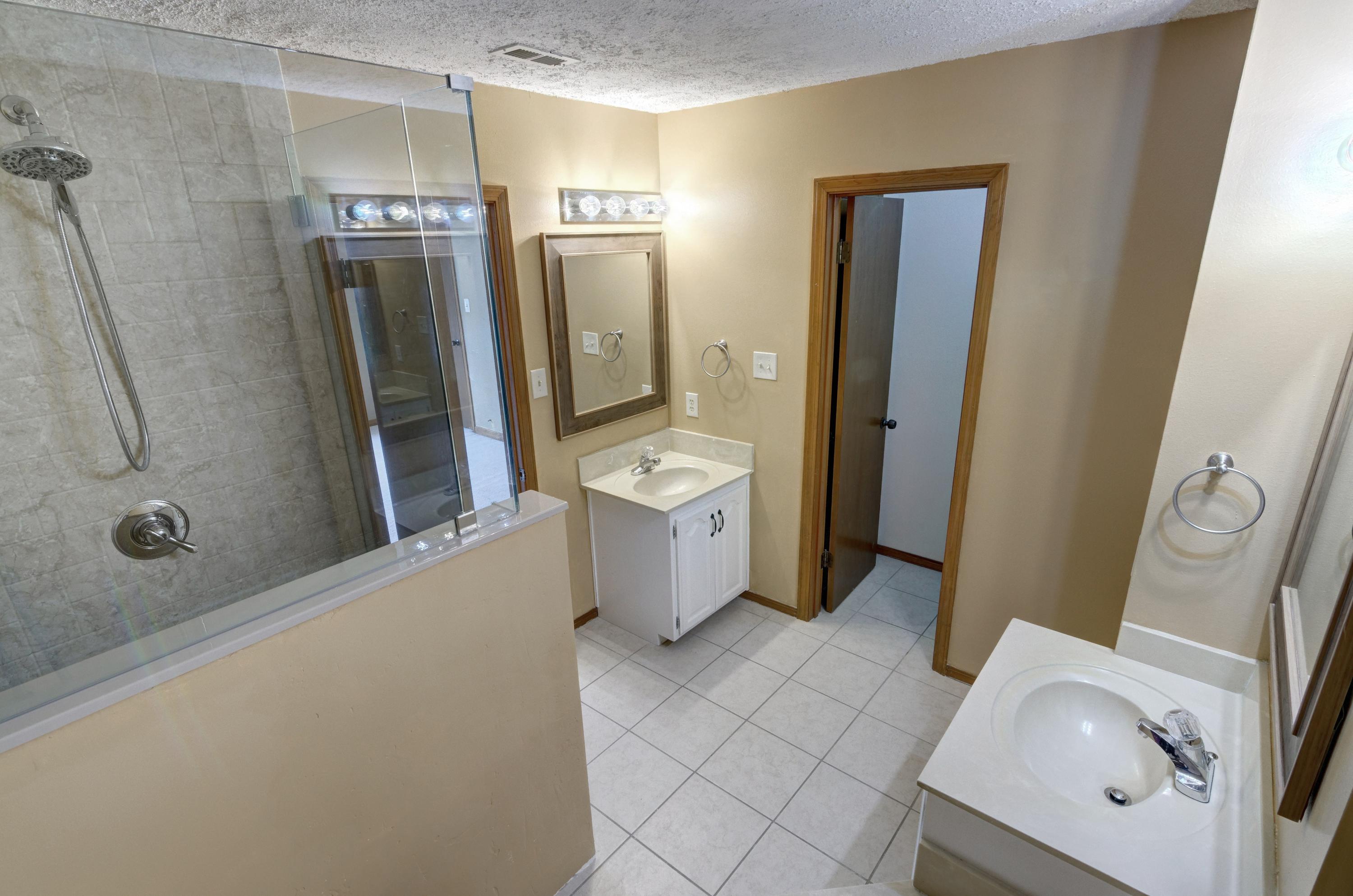 WOODLAND PARK ESTATES - Residential