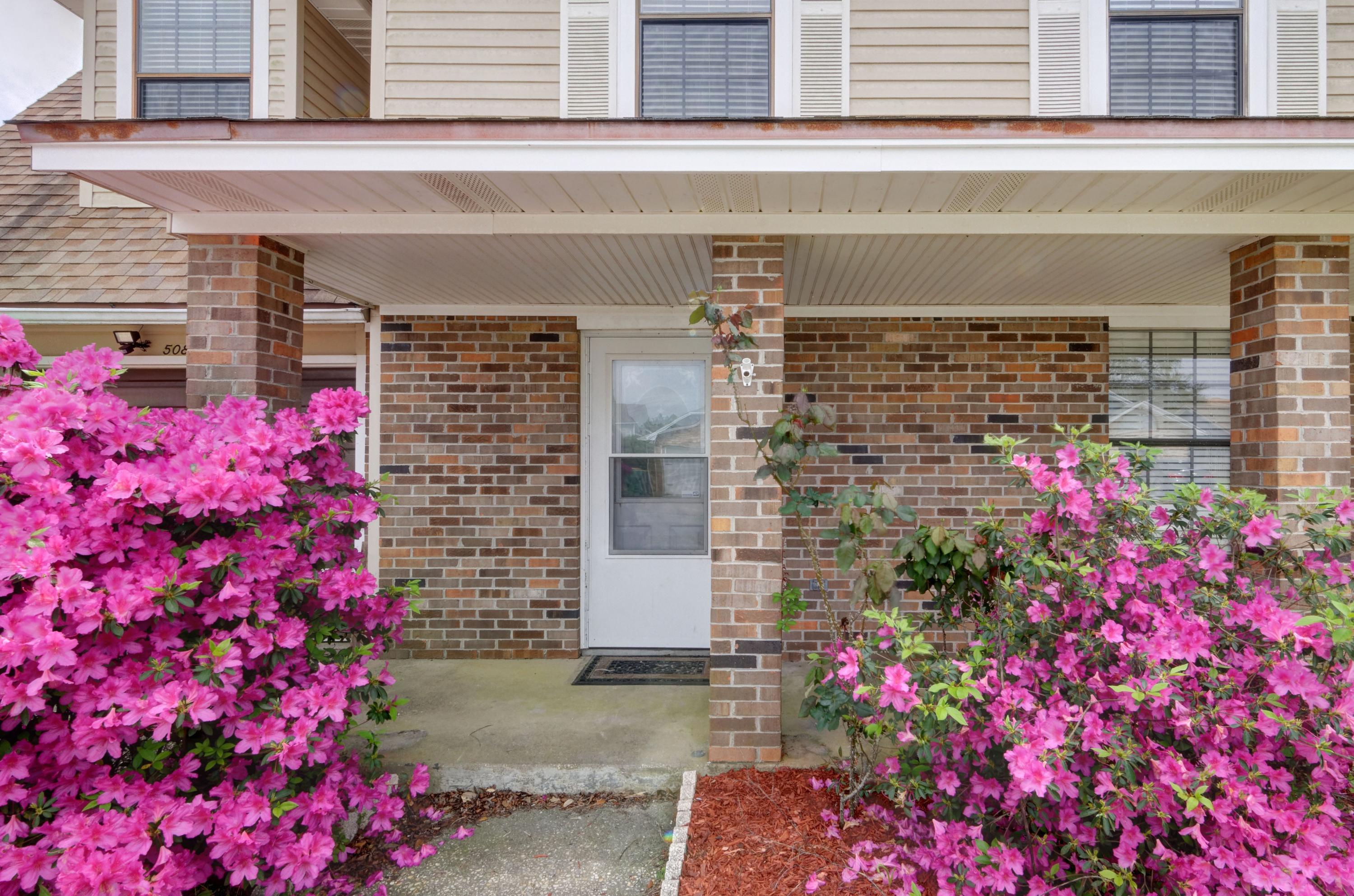 WOODLAND PARK ESTATES - Residential