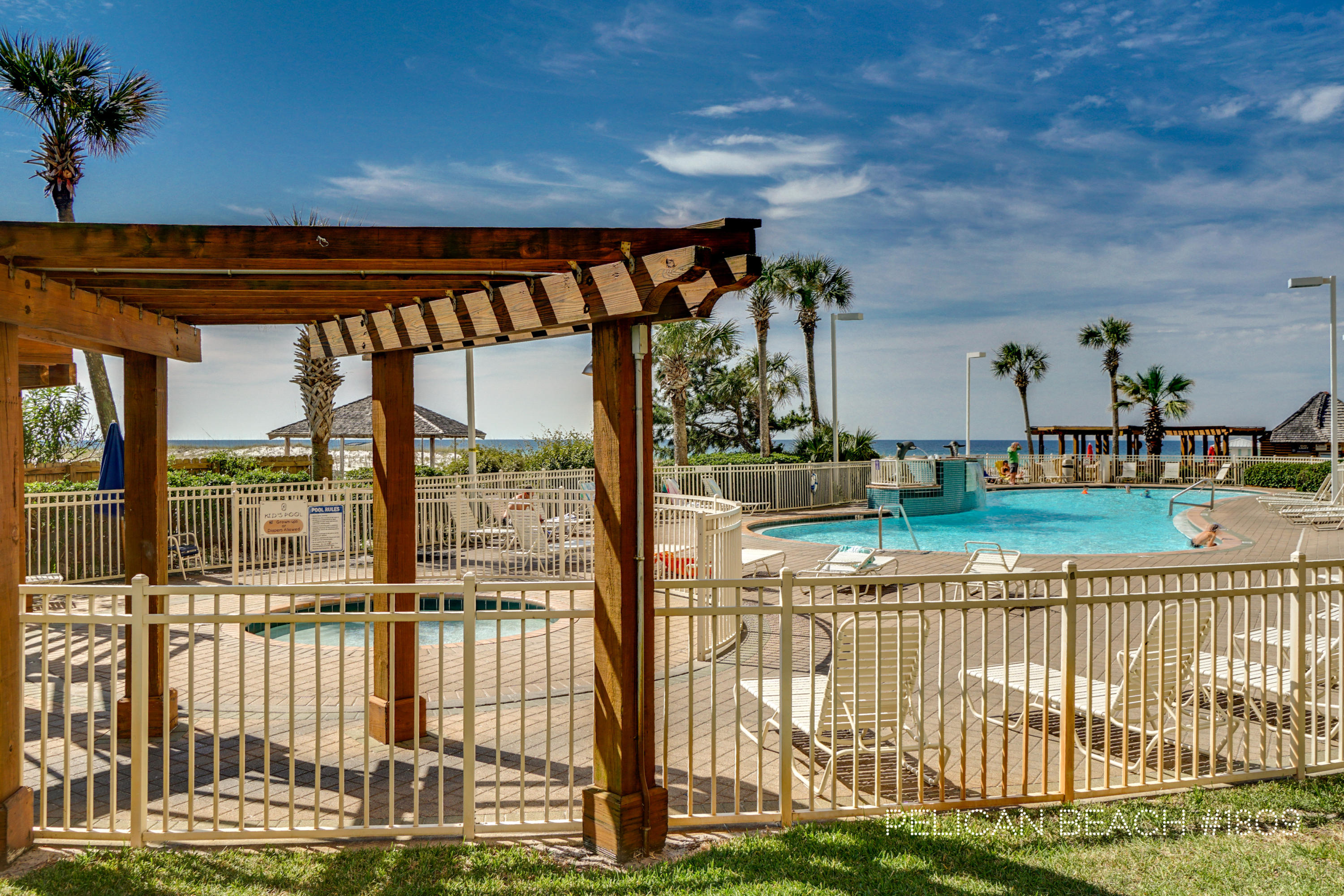 Pelican Beach - Residential