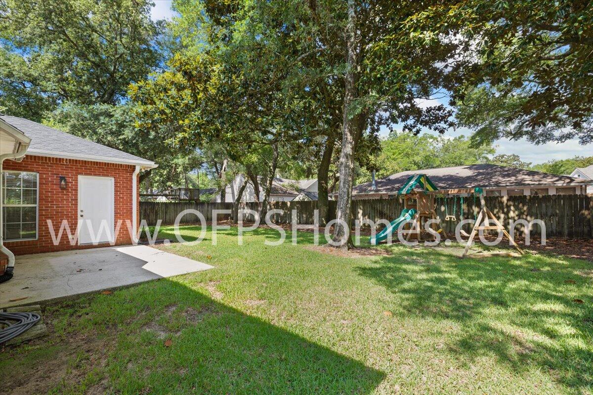MOSSY OAKS - Residential Lease