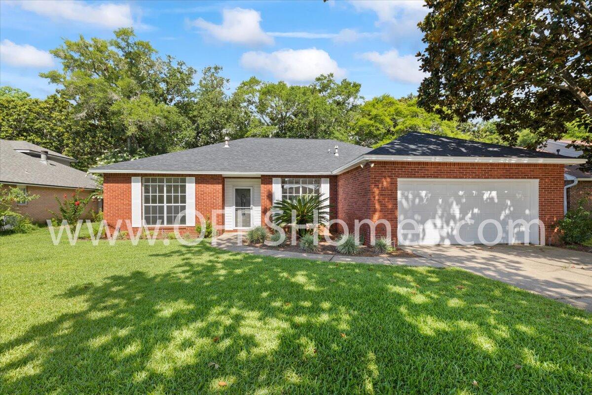 MOSSY OAKS - Residential Lease