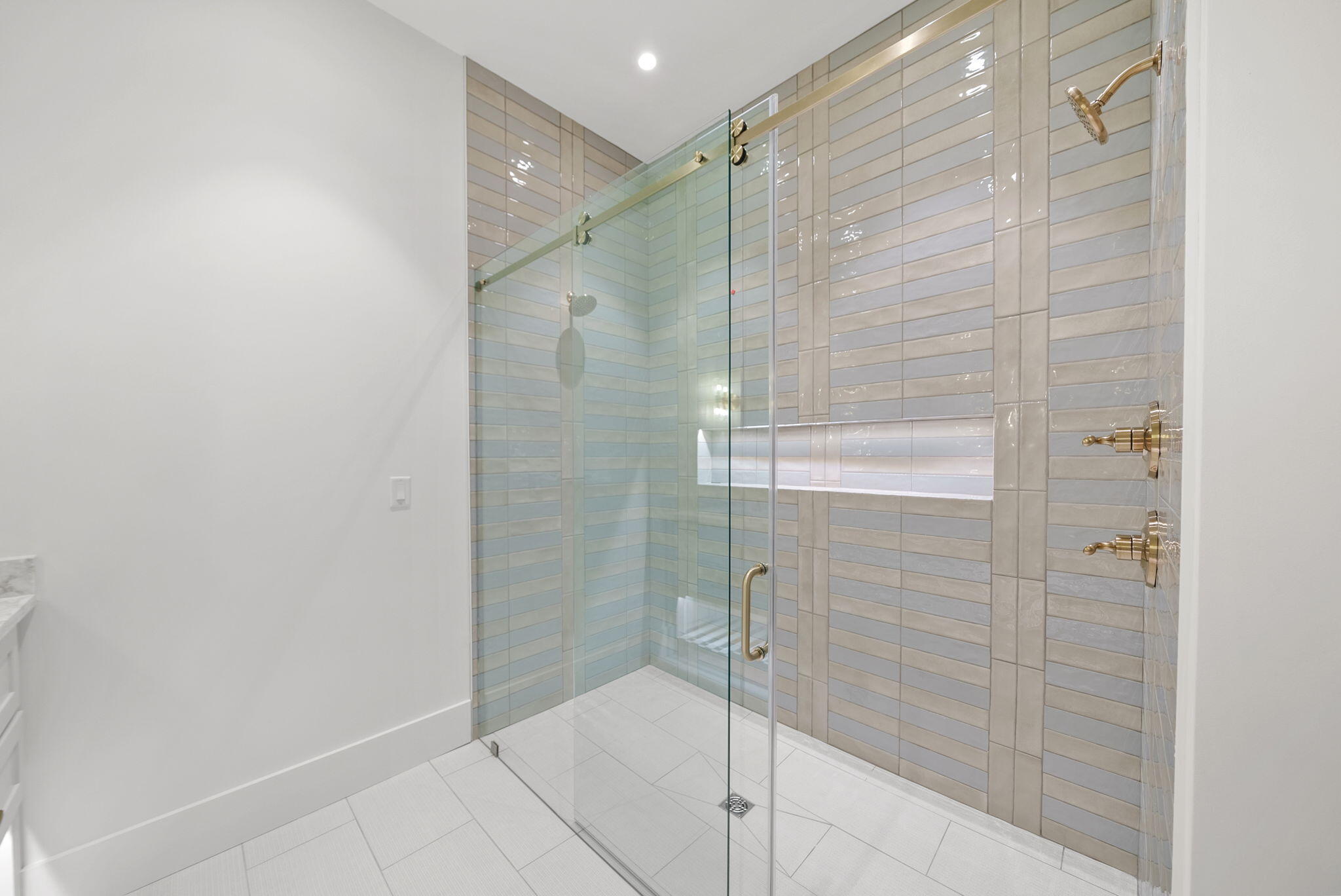 RIVIERA BEACH - Residential