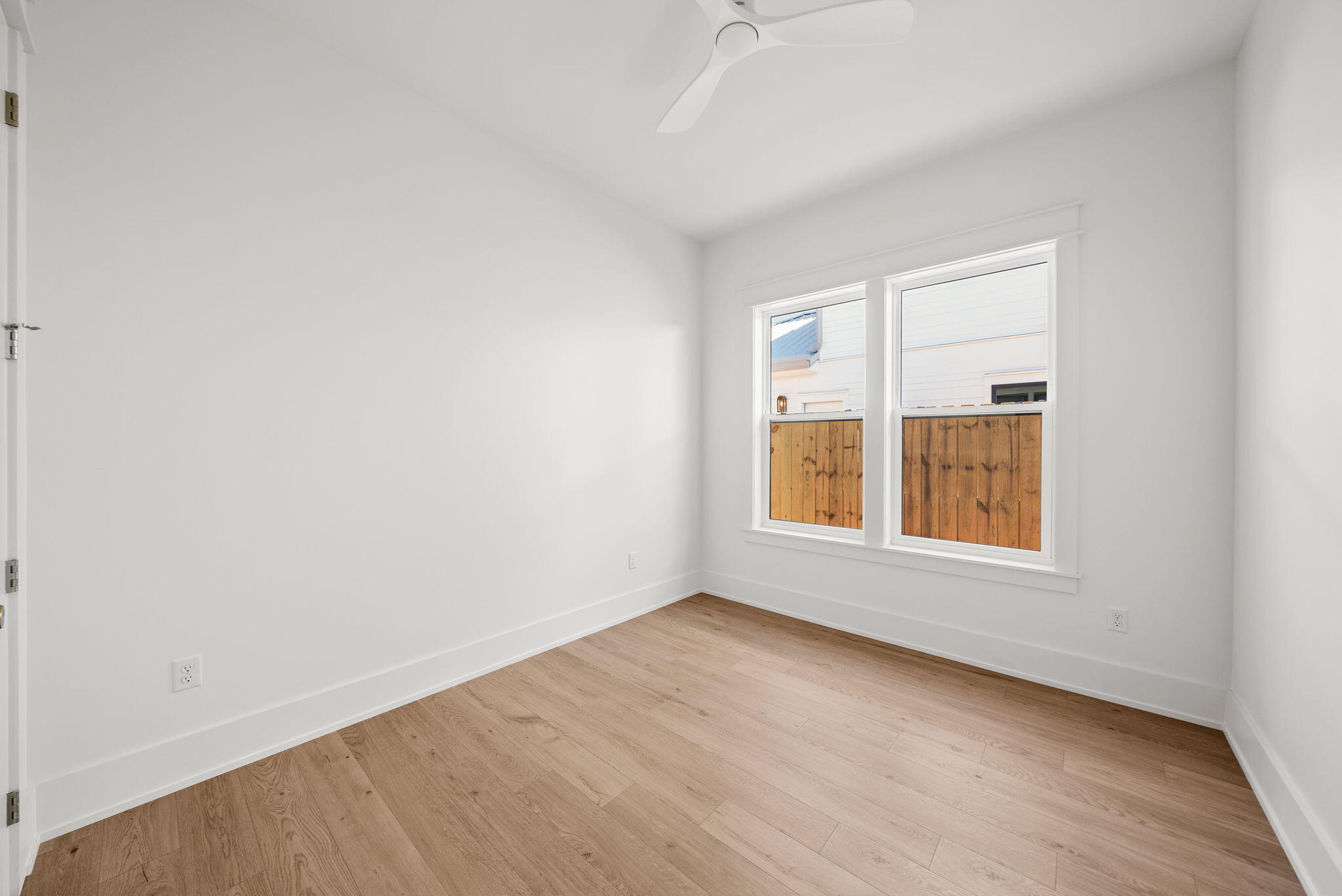 RIVIERA BEACH - Residential