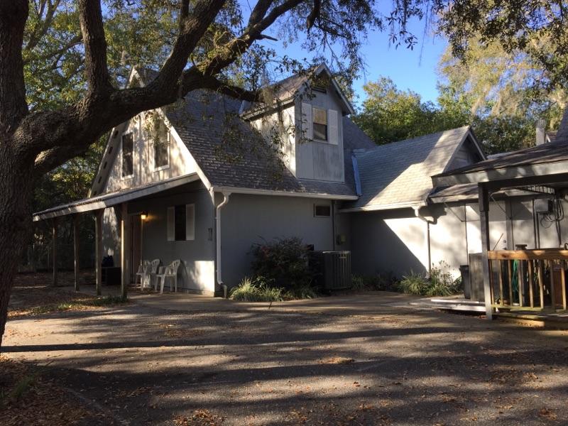 MAGNOLIA MANOR LOT 7 - Residential Lease