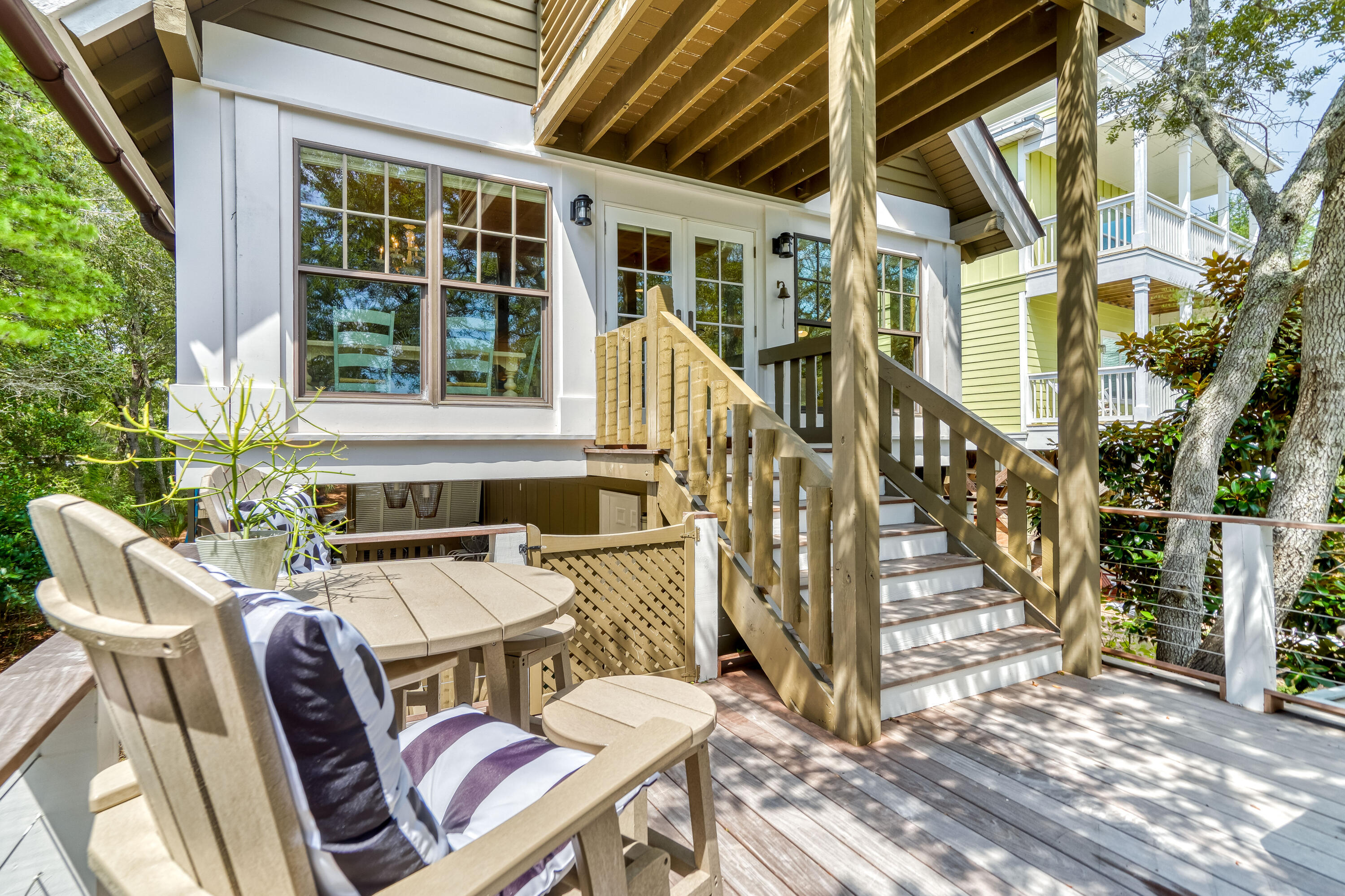 COUNTRY CABINS PH 2 - Residential