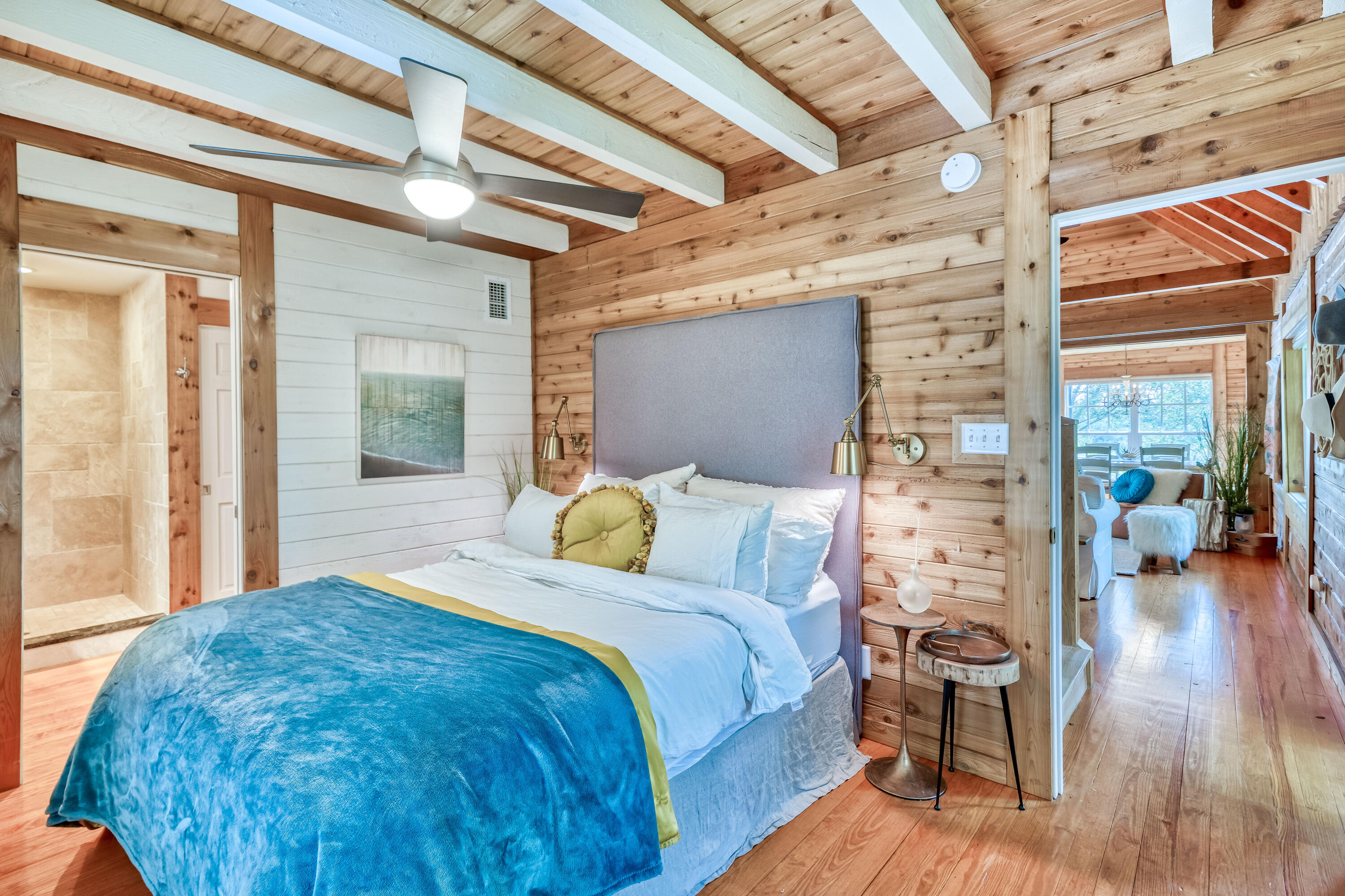 COUNTRY CABINS PH 2 - Residential