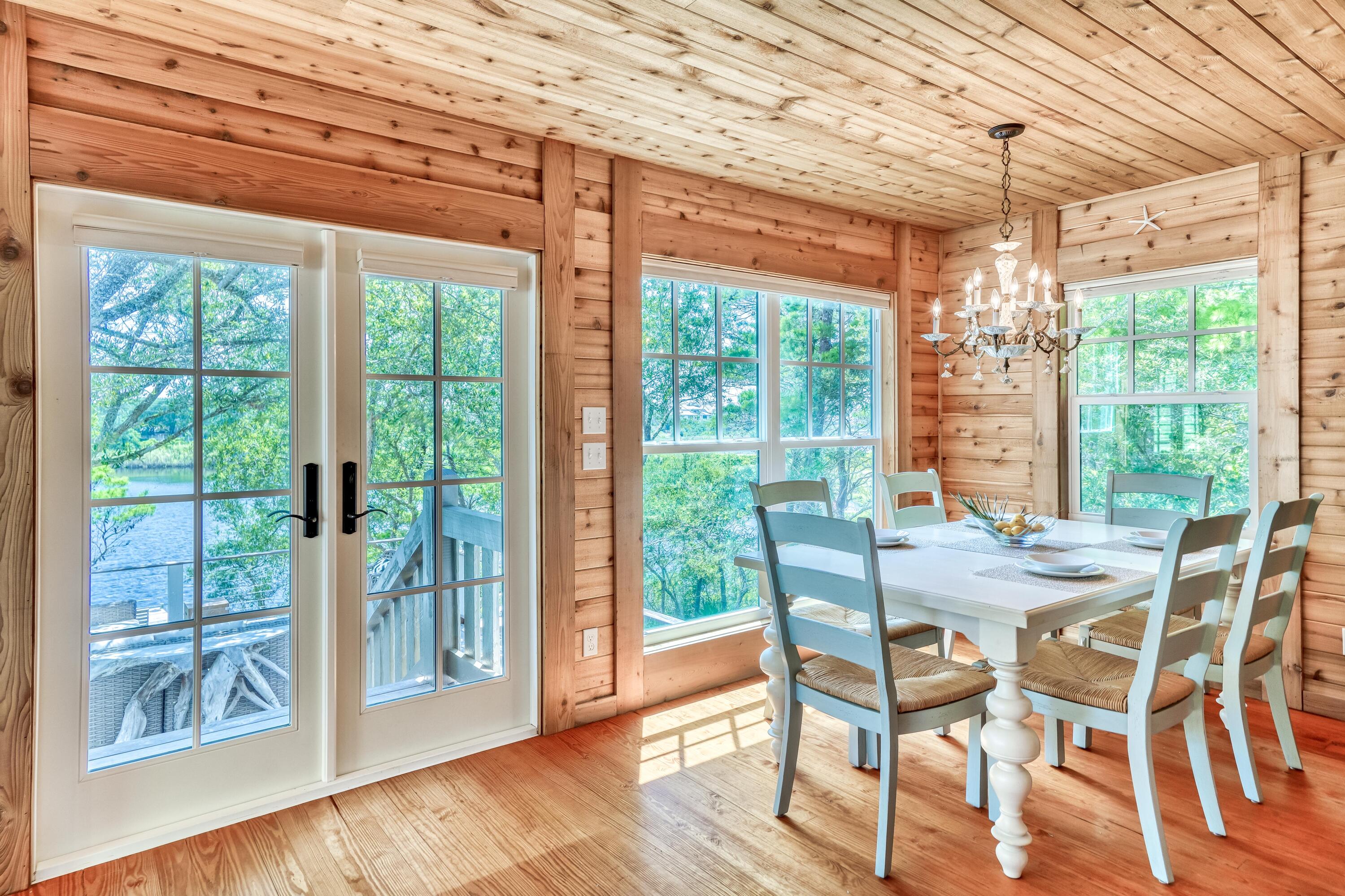 COUNTRY CABINS PH 2 - Residential