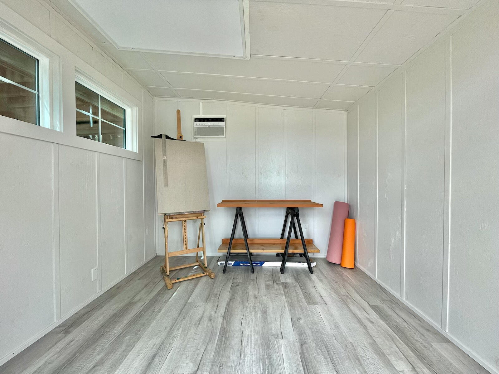 COUNTRY CABINS PH 2 - Residential