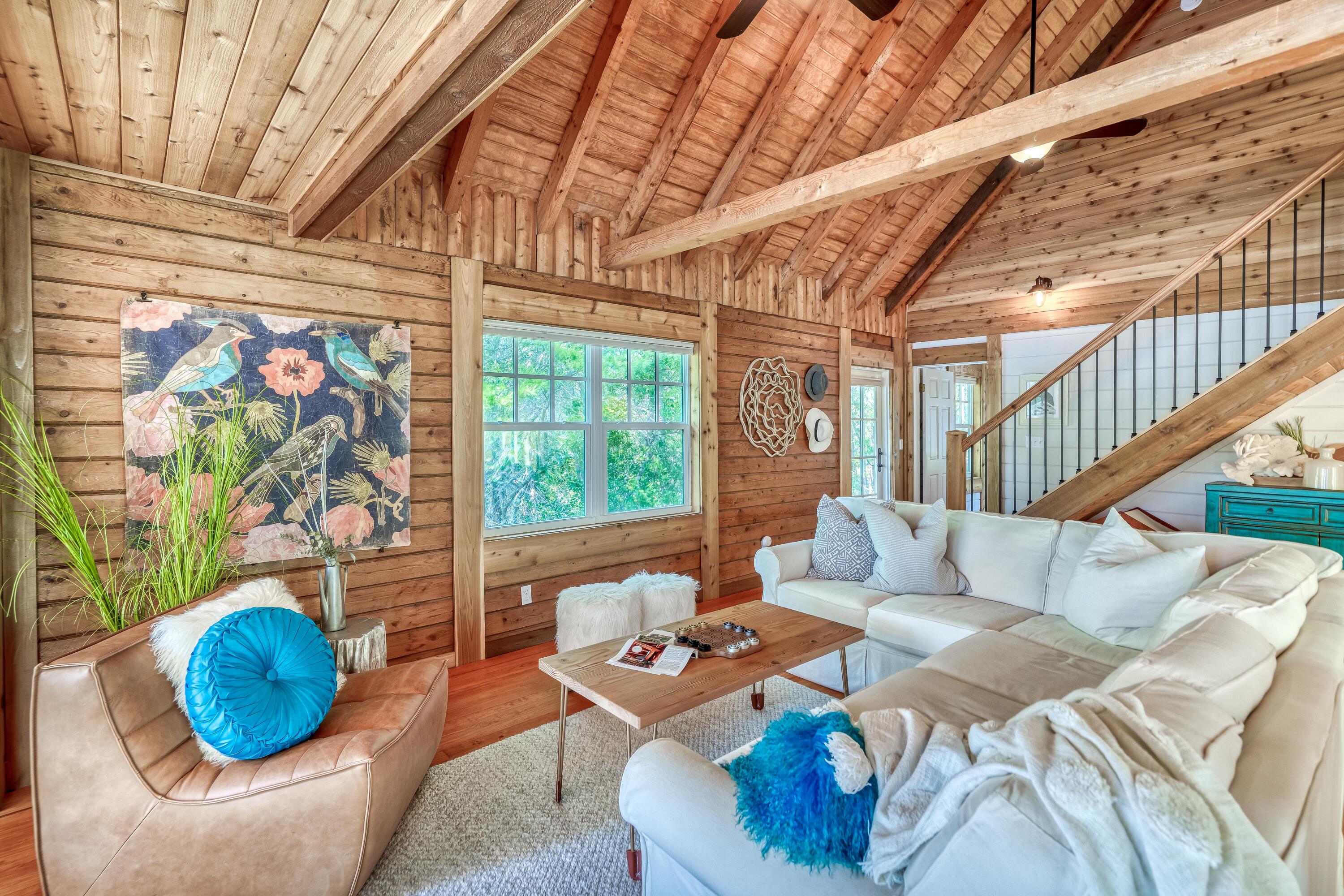 COUNTRY CABINS PH 2 - Residential