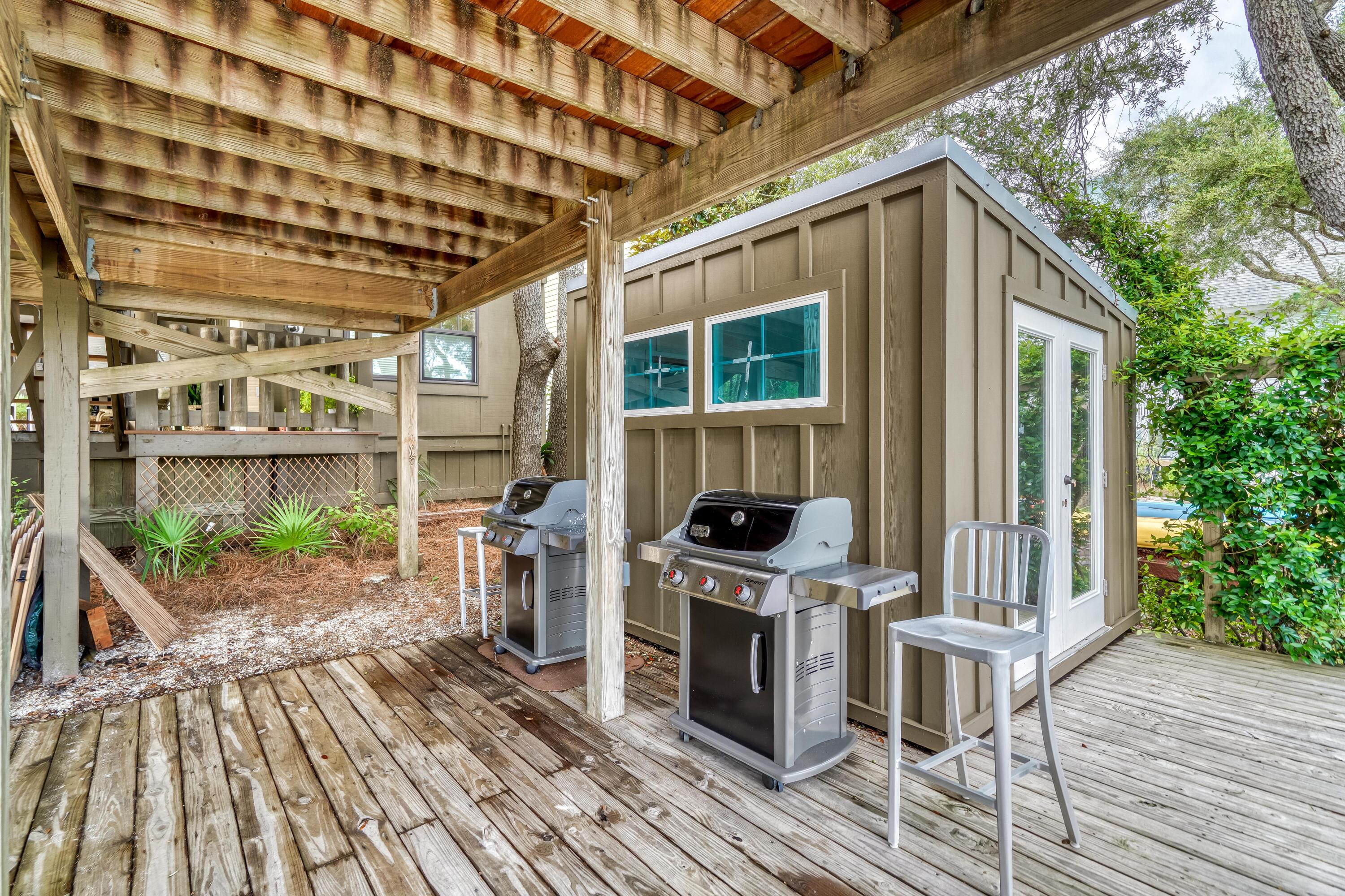 COUNTRY CABINS PH 2 - Residential