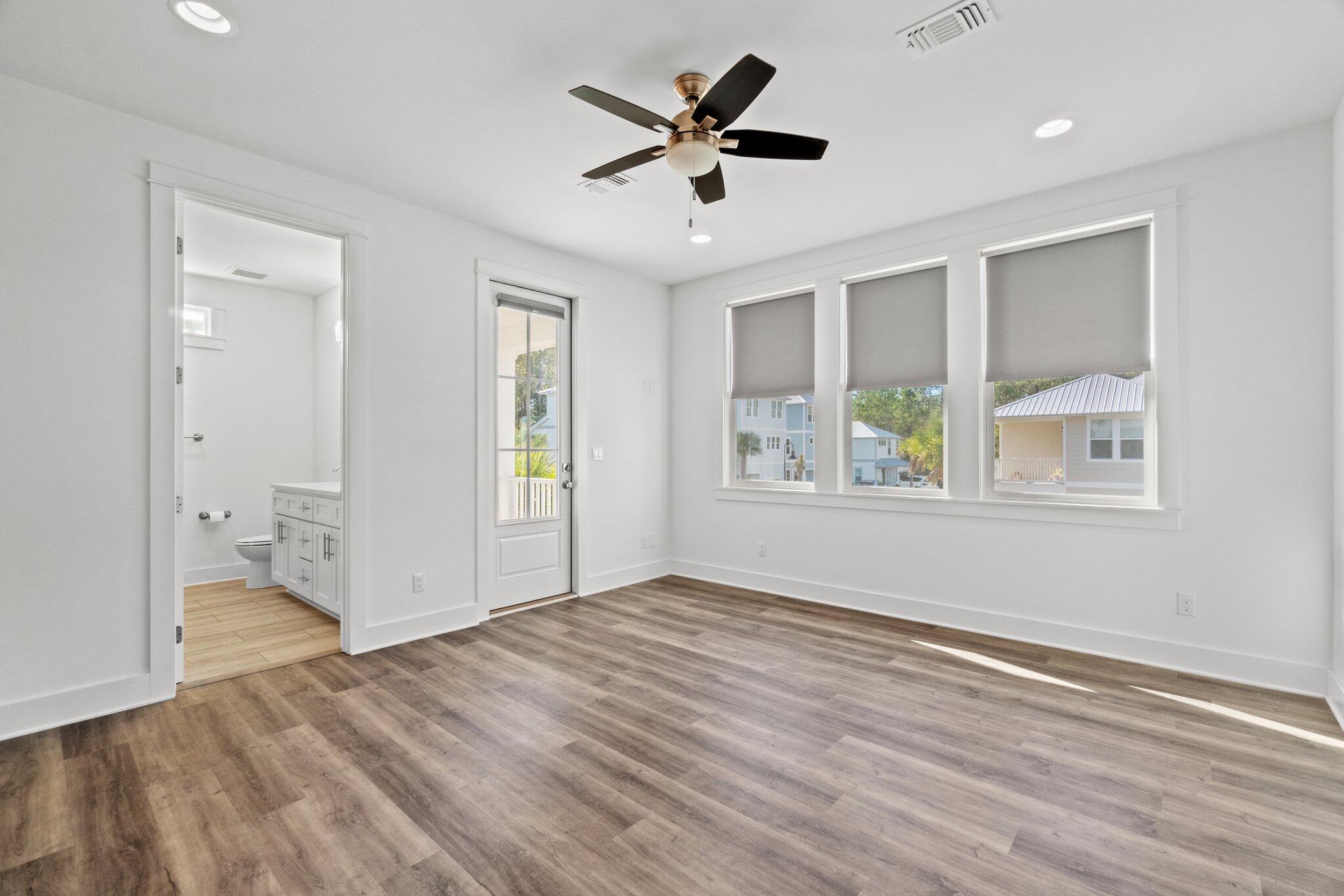 LIGHTHOUSE POINTE - Residential Lease