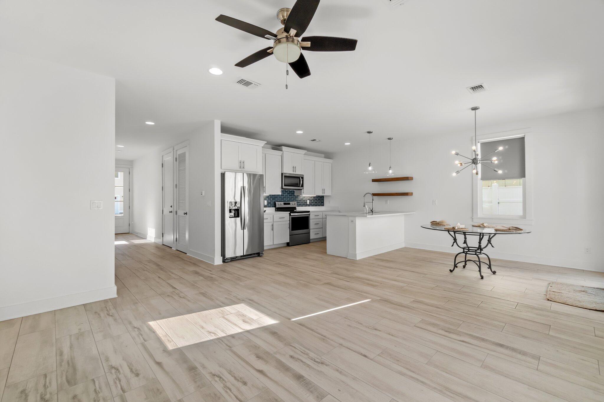 LIGHTHOUSE POINTE - Residential Lease
