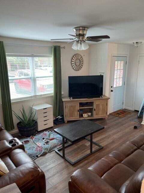 VALENCIA ARMS - Residential Lease