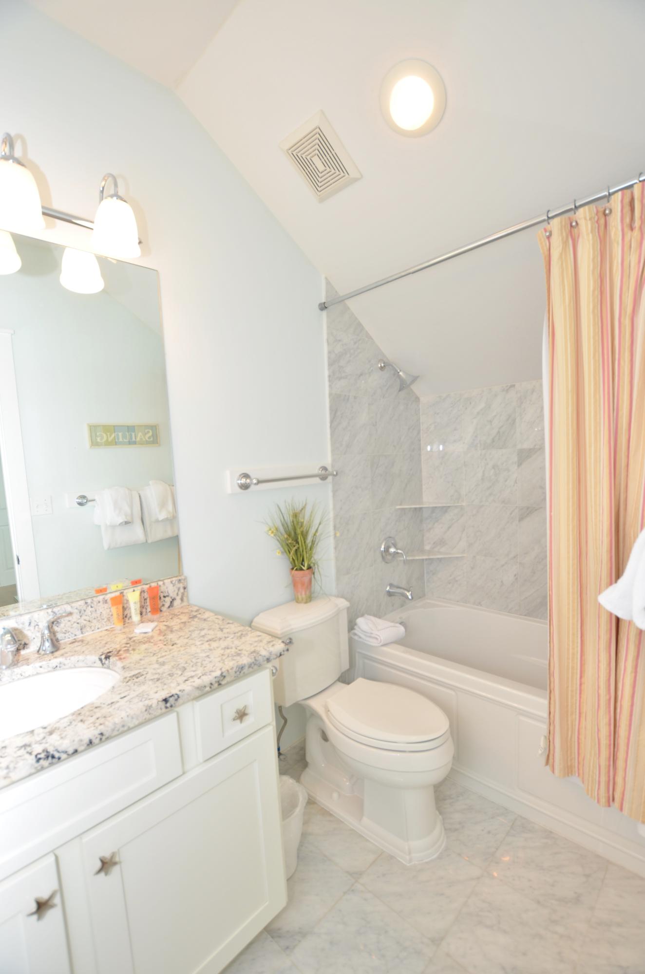 TURNBERRY VILLAS - Residential Lease