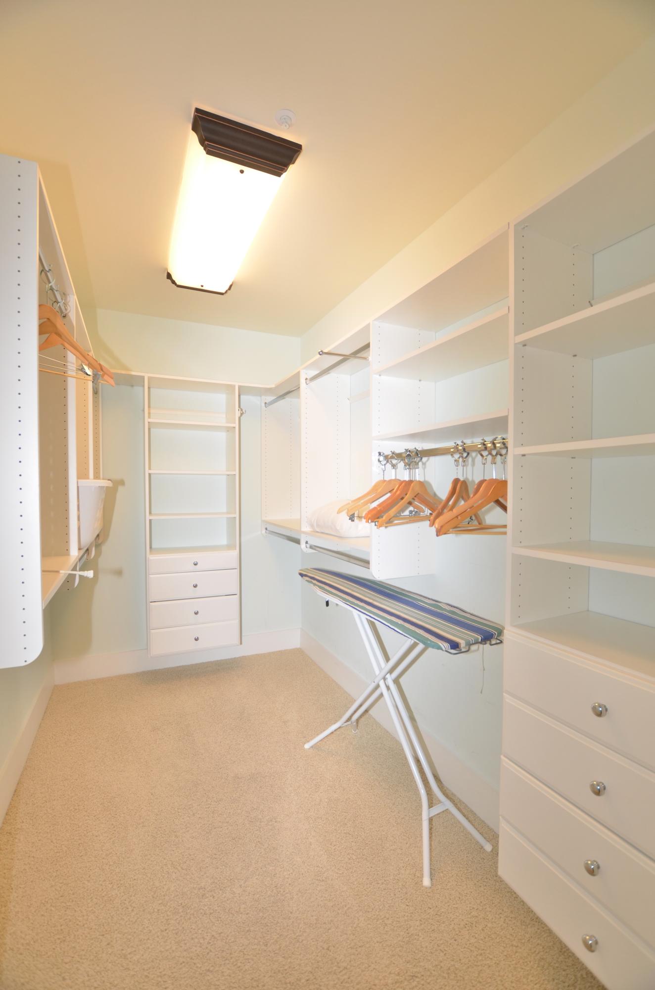 TURNBERRY VILLAS - Residential Lease