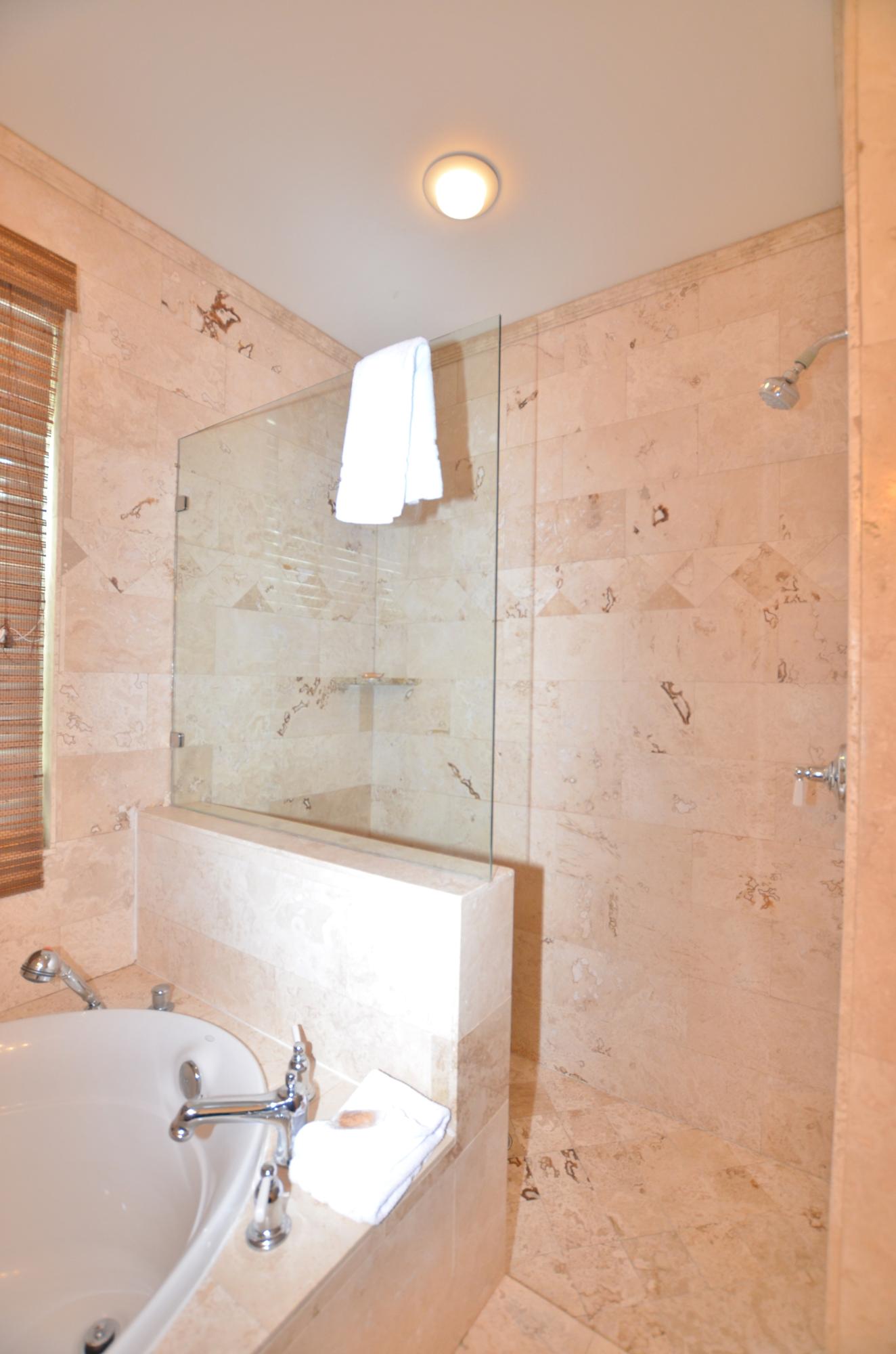 TURNBERRY VILLAS - Residential Lease