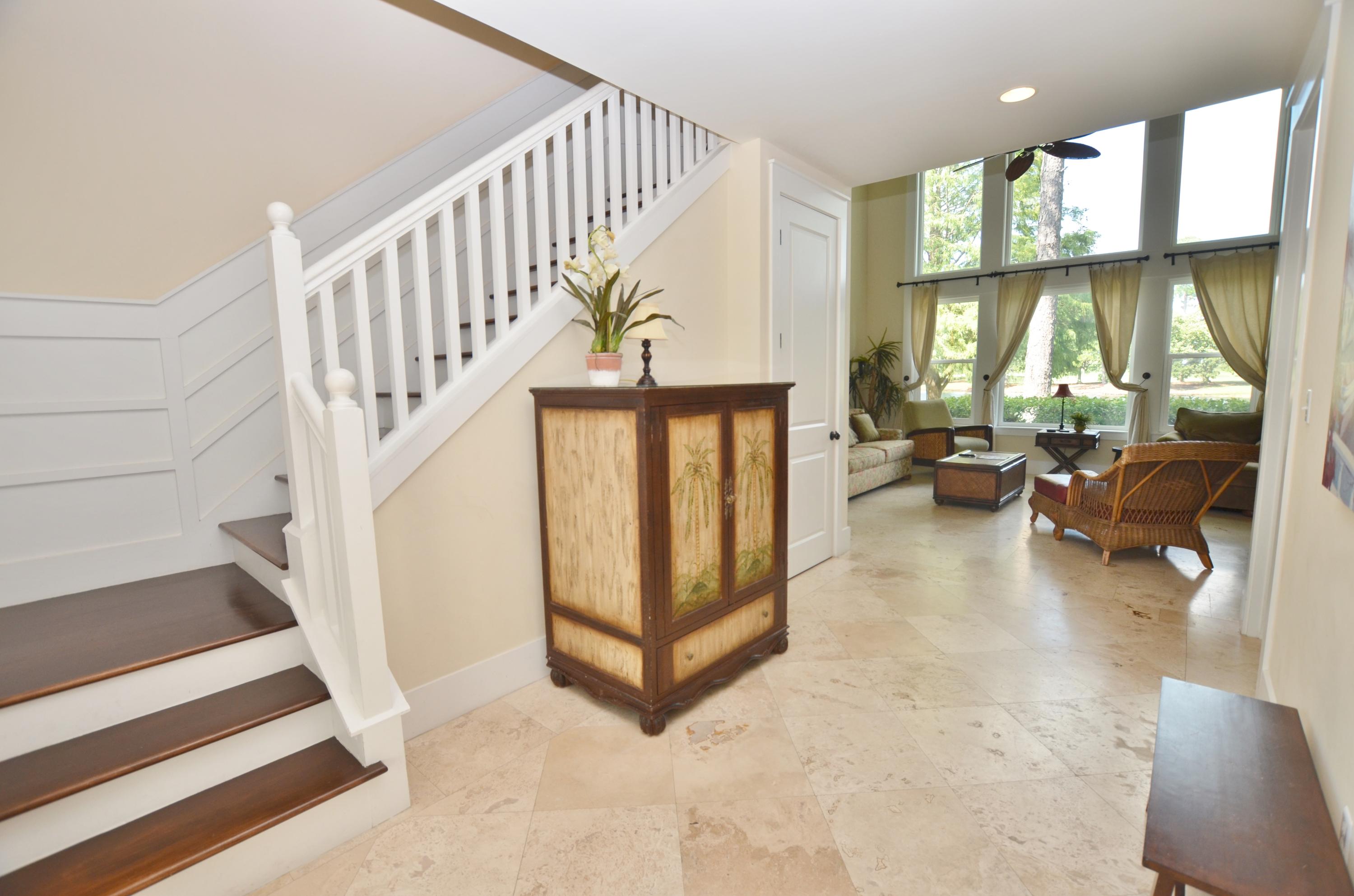 TURNBERRY VILLAS - Residential Lease